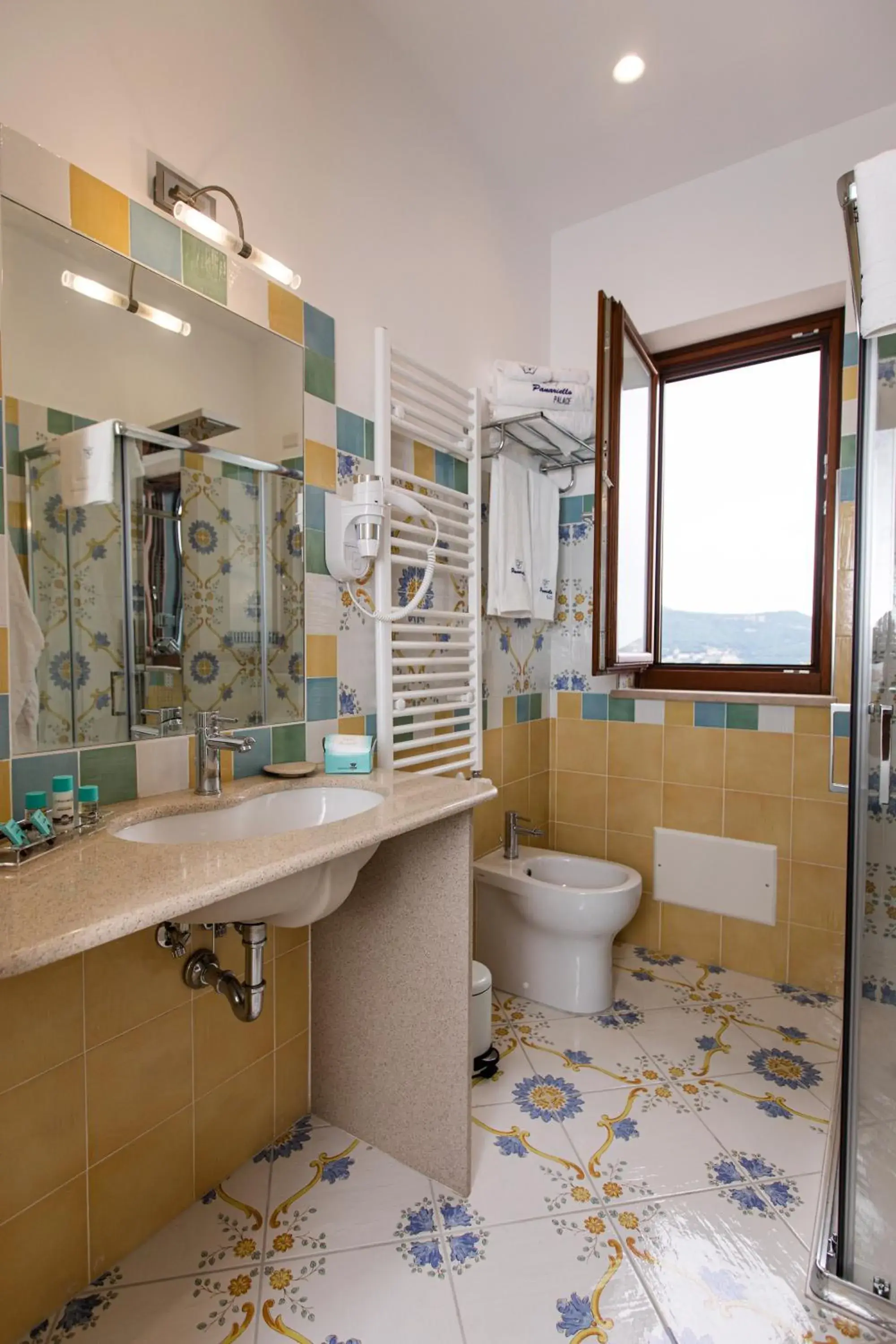 Bathroom in Panariello Palace Bathroom in Panariello Palace