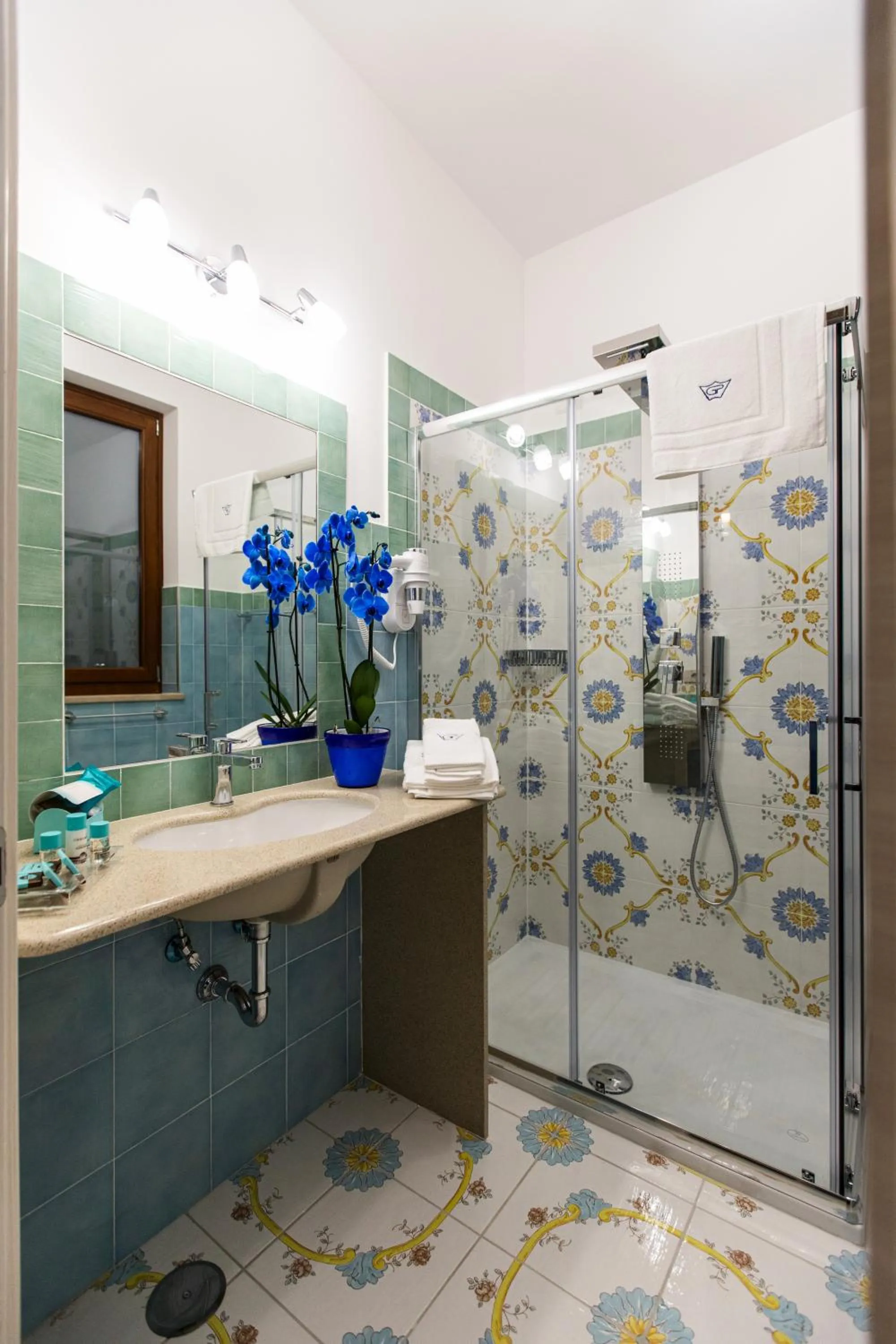 Bathroom in Panariello Palace