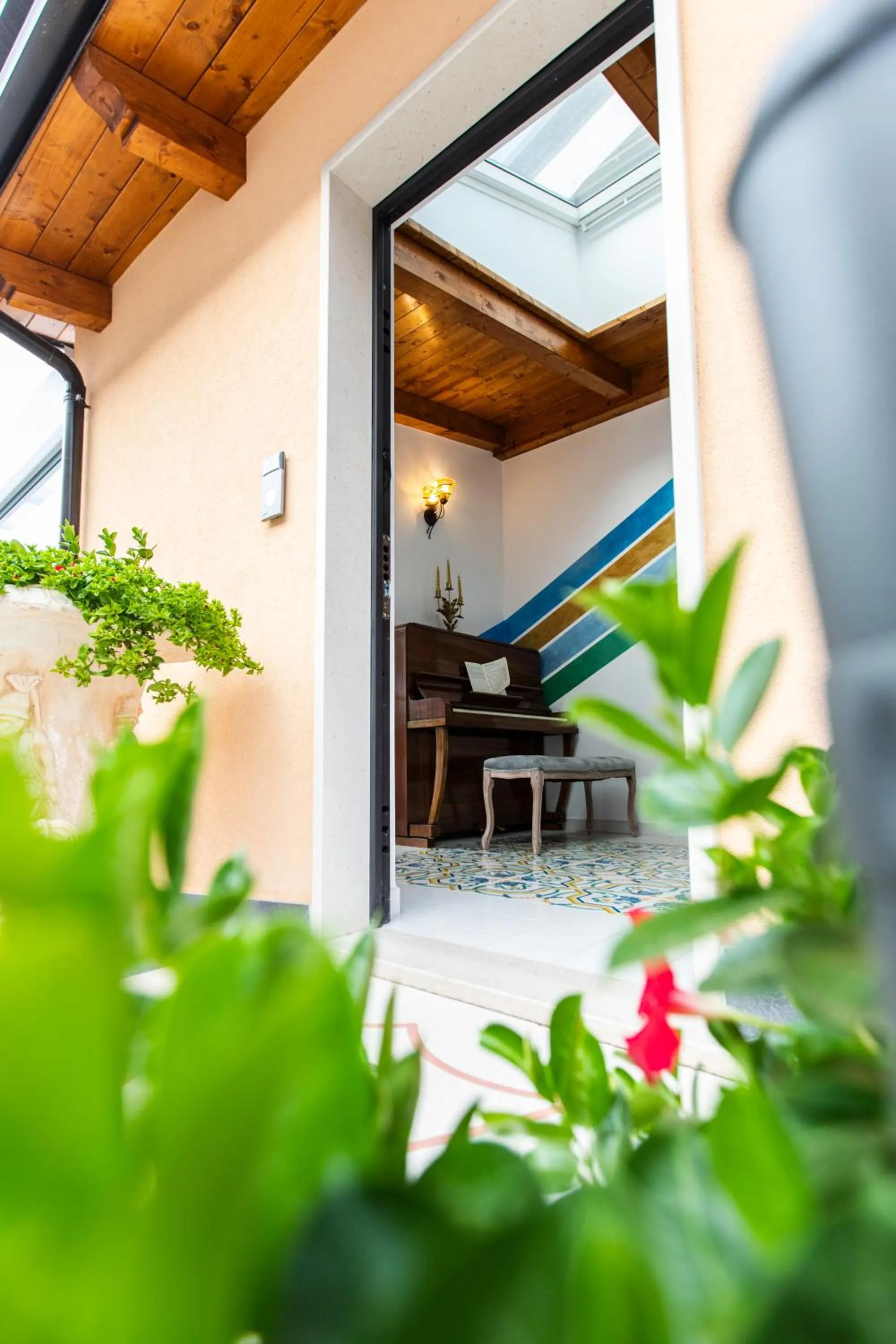 Facade/entrance in Panariello Palace