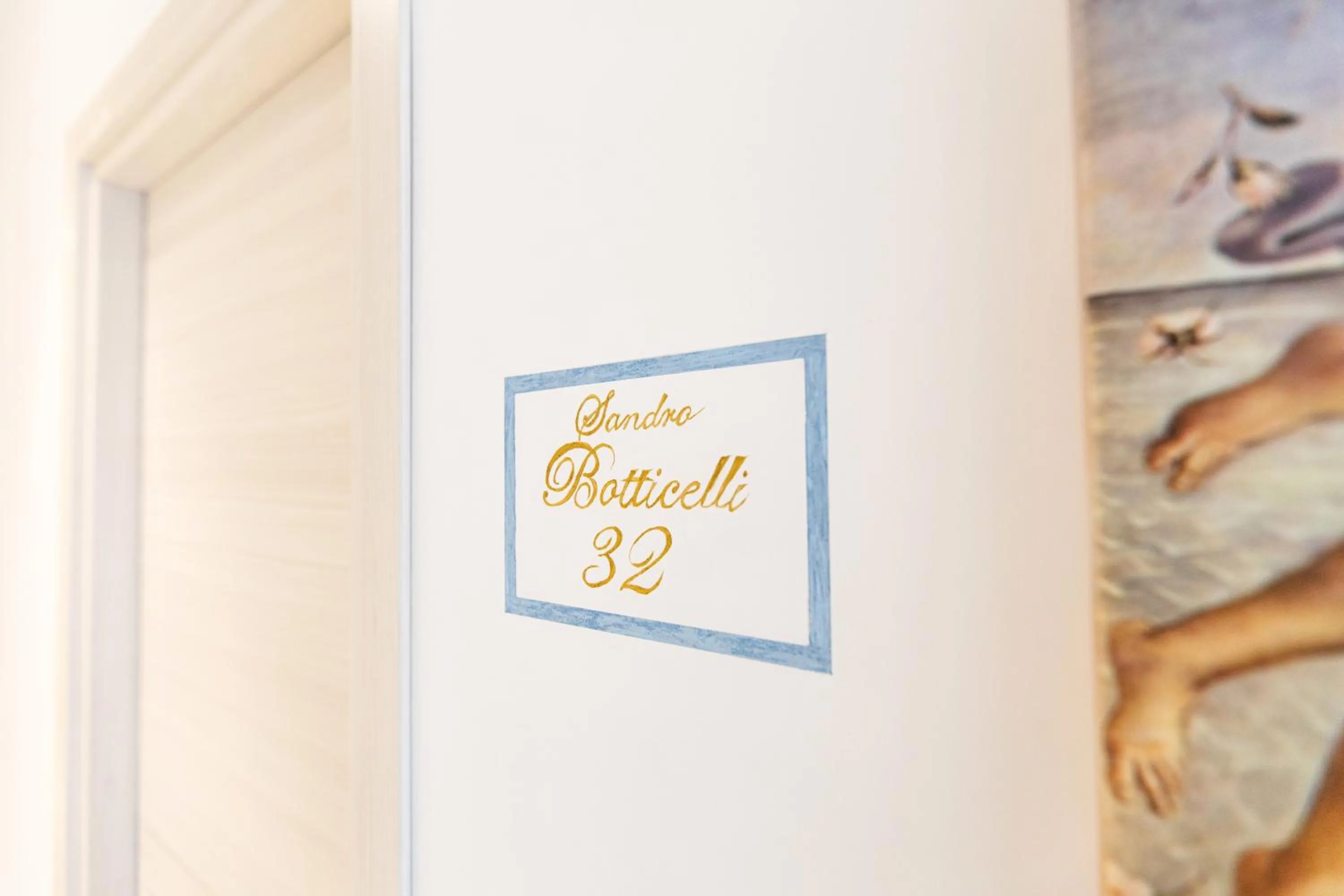 Logo/Certificate/Sign in Panariello Palace