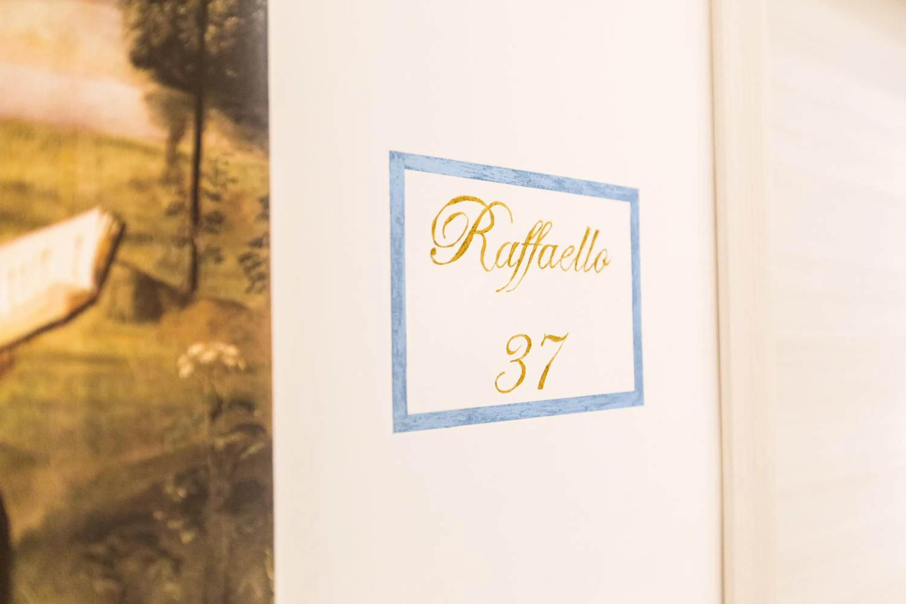 Logo/Certificate/Sign in Panariello Palace