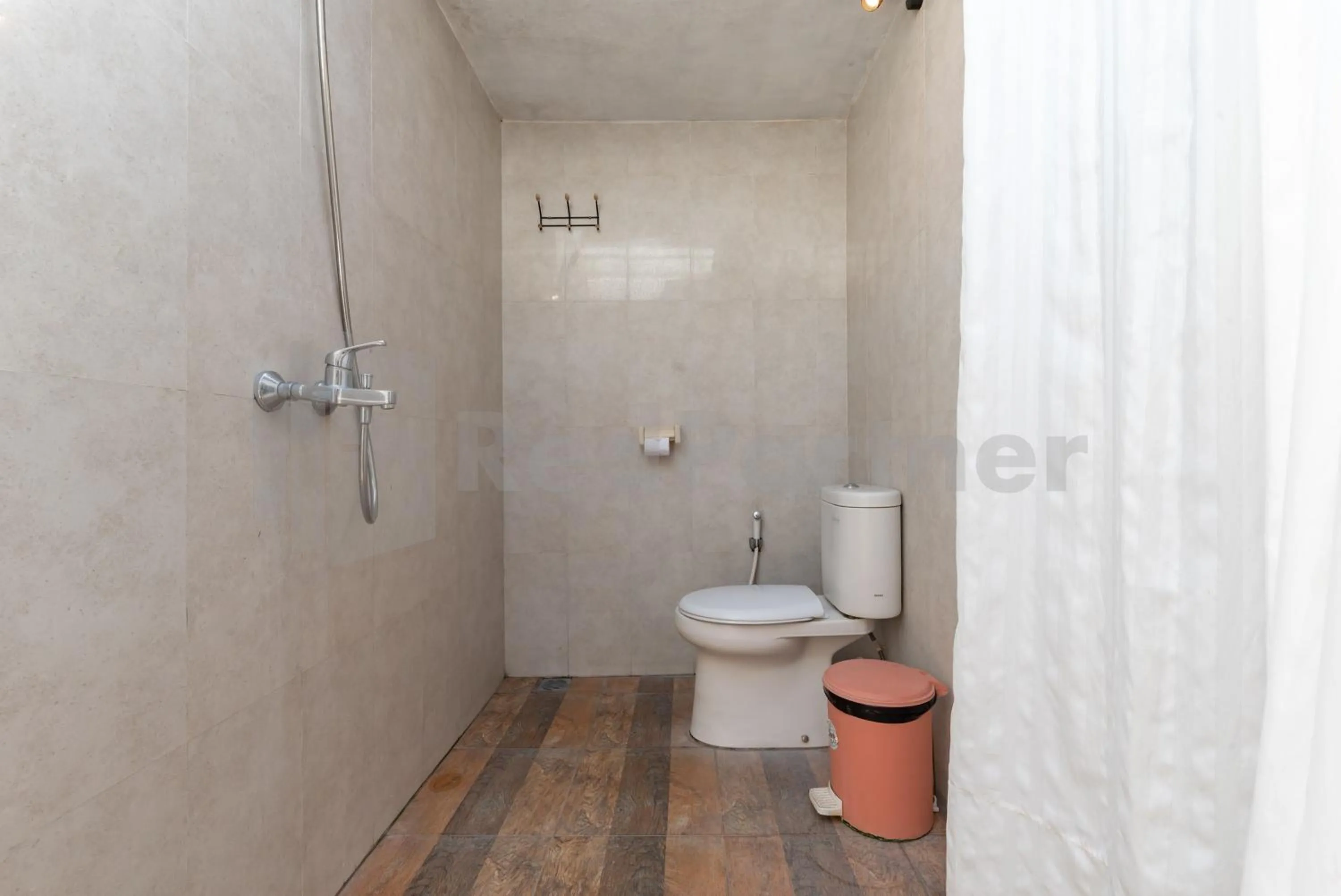 Bathroom in Brisk Homestay Uluwatu RedPartner