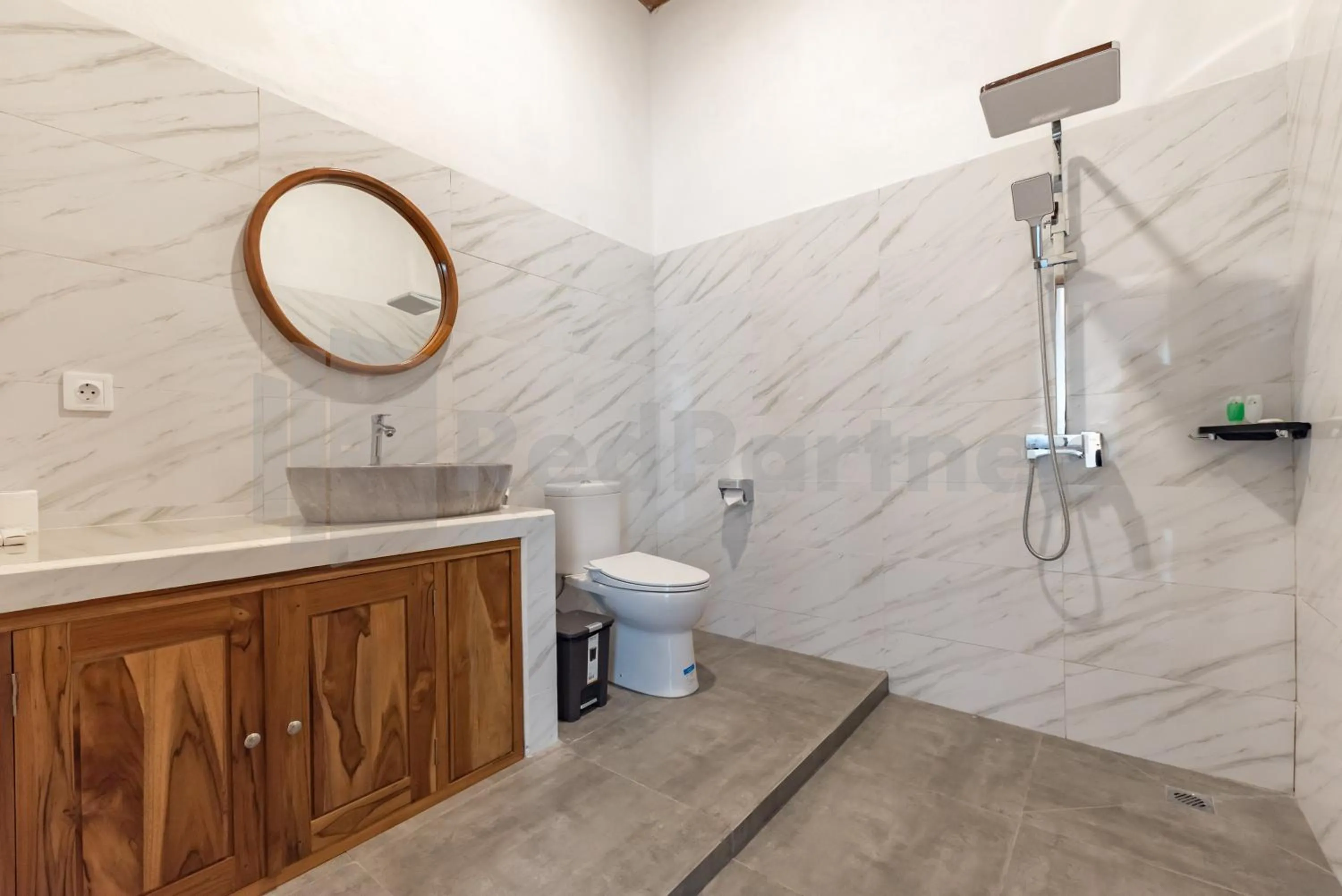 Bathroom in Brisk Homestay Uluwatu RedPartner