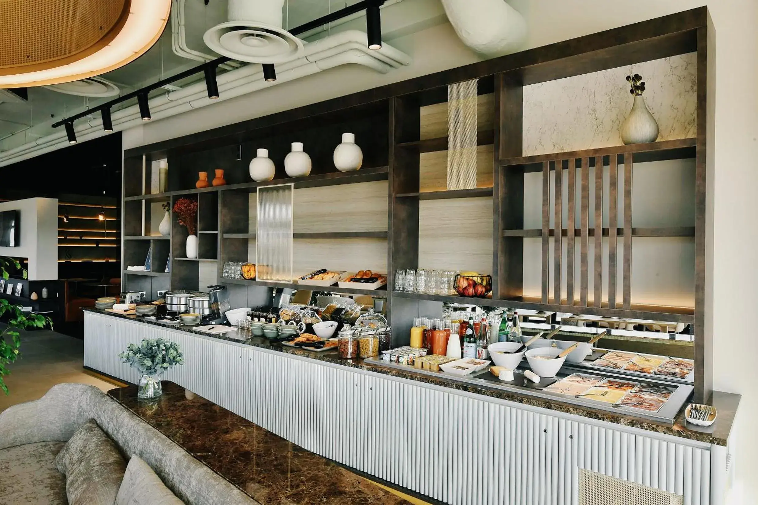 Restaurant/places to eat in Golden Tulip Reims Bezannes Restaurant/places to eat in Golden Tulip Reims Bezannes