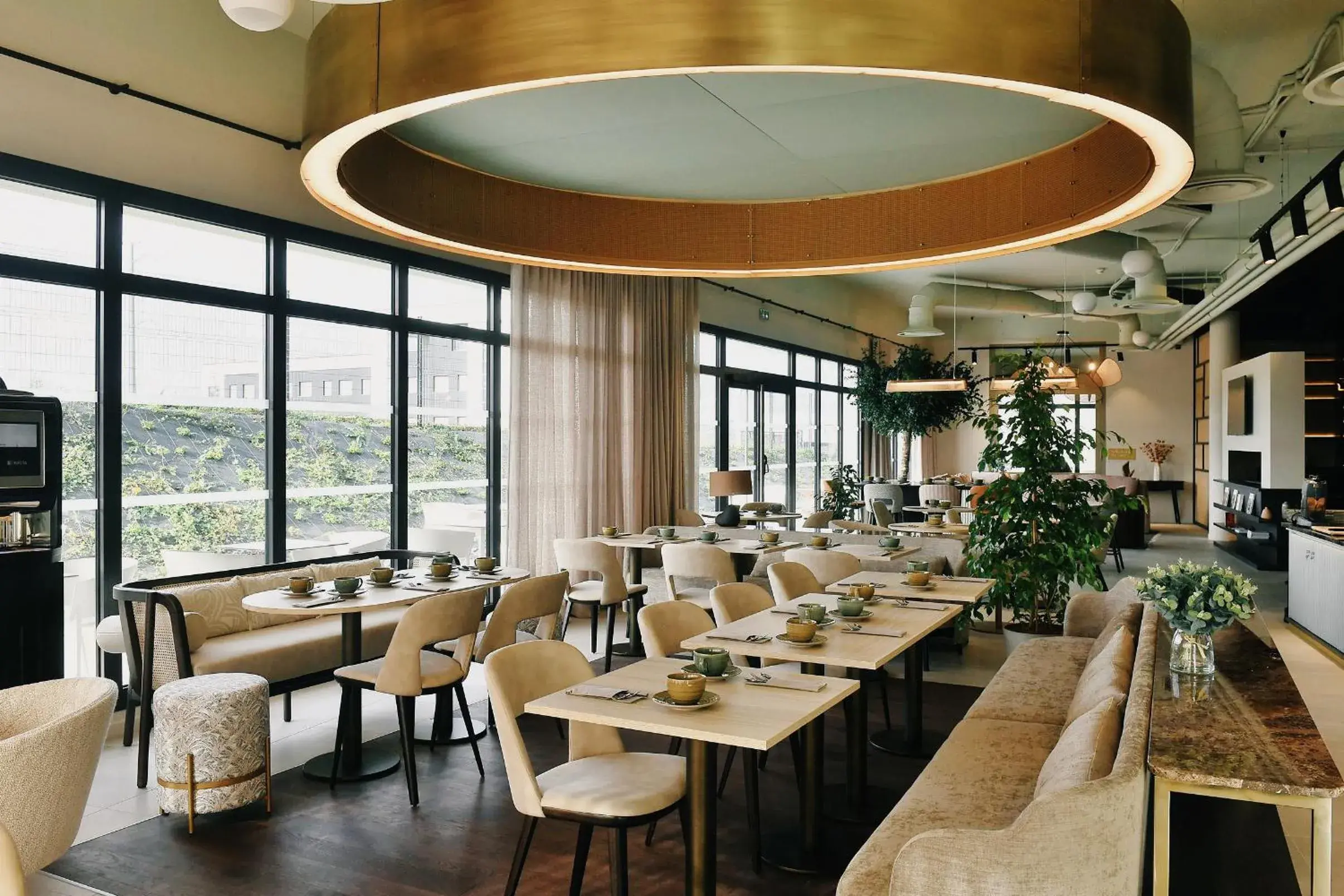 Restaurant/places to eat in Golden Tulip Reims Bezannes Restaurant/places to eat in Golden Tulip Reims Bezannes