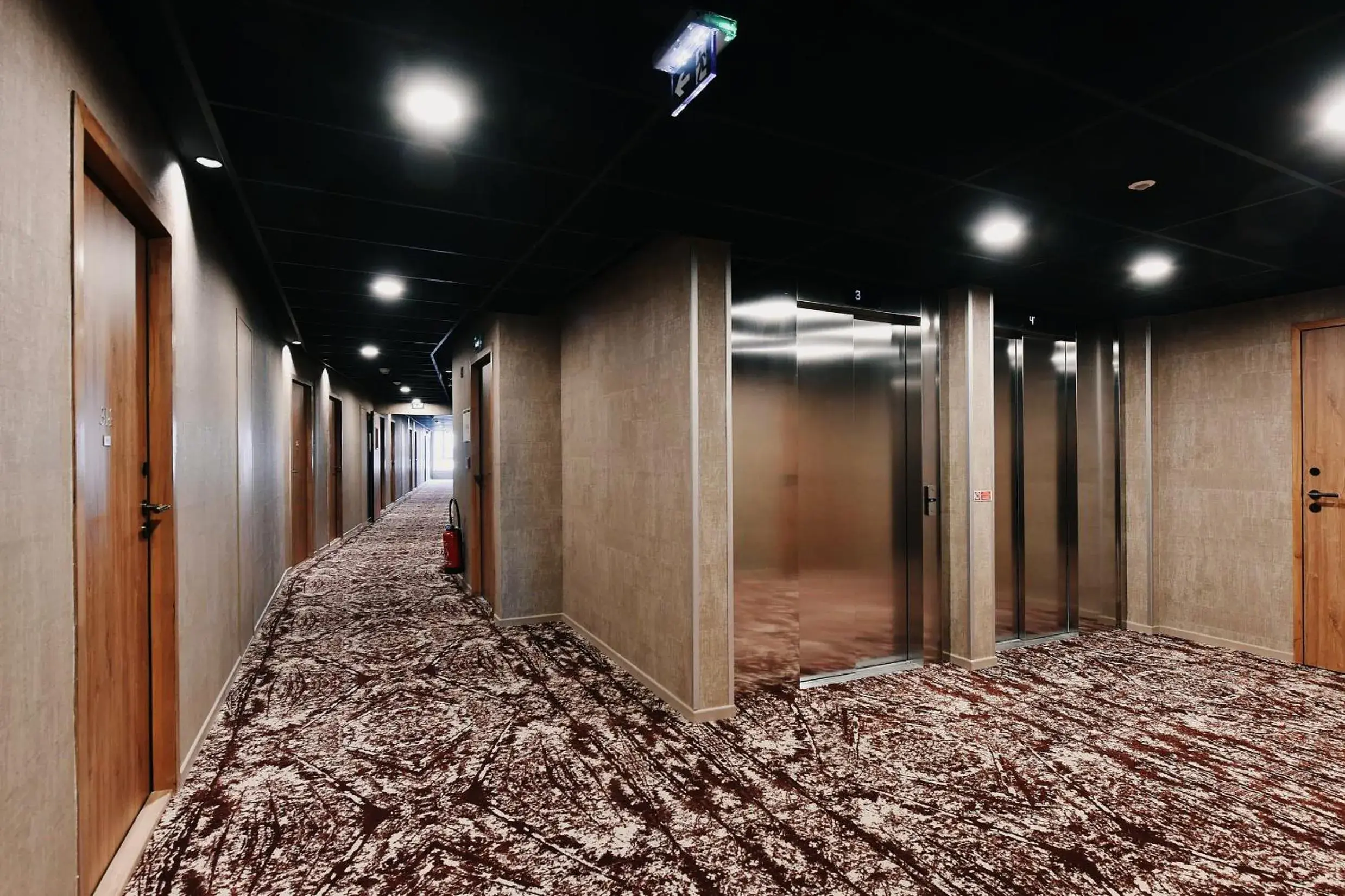 Facade/entrance in Golden Tulip Reims Bezannes Facade/entrance in Golden Tulip Reims Bezannes