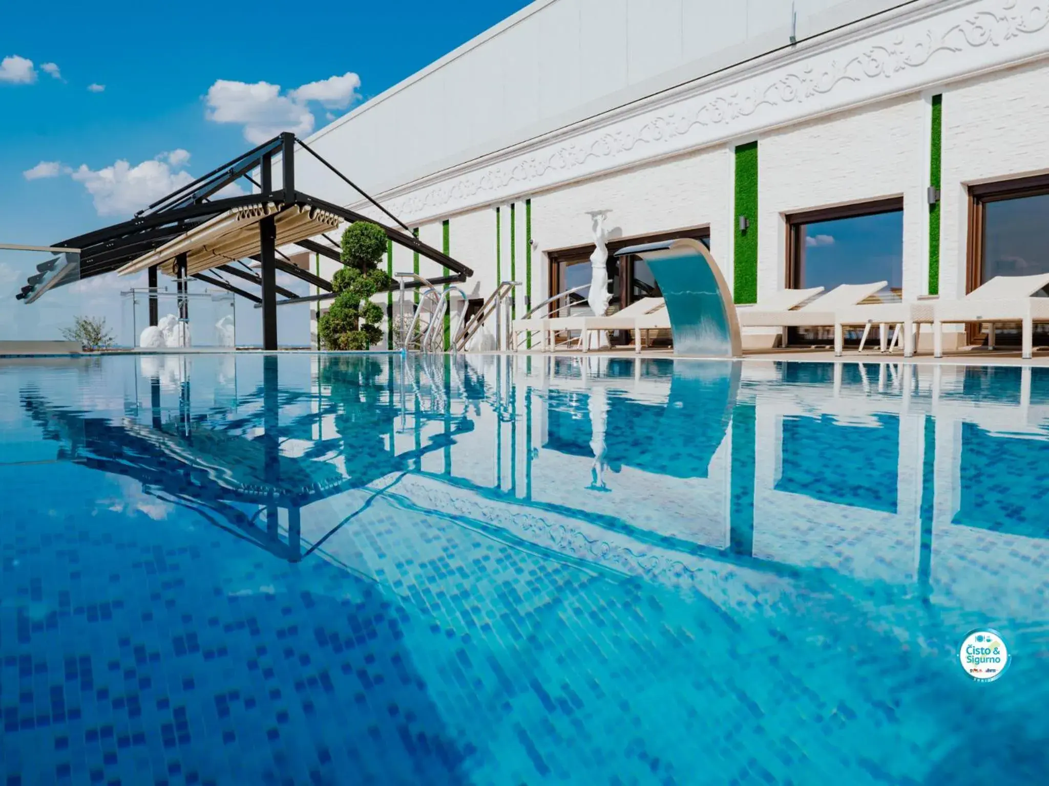 Property building in Prezident Palace Belgrade - Adults Only Property building in Prezident Palace Belgrade - Adults Only