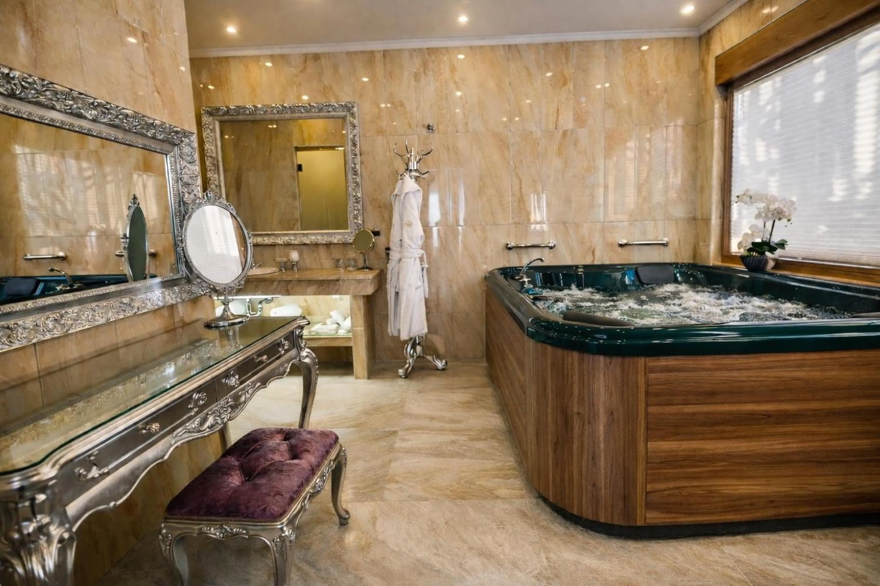 Bathroom in Prezident Palace Belgrade - Luxury Boutique Hotel & Spa