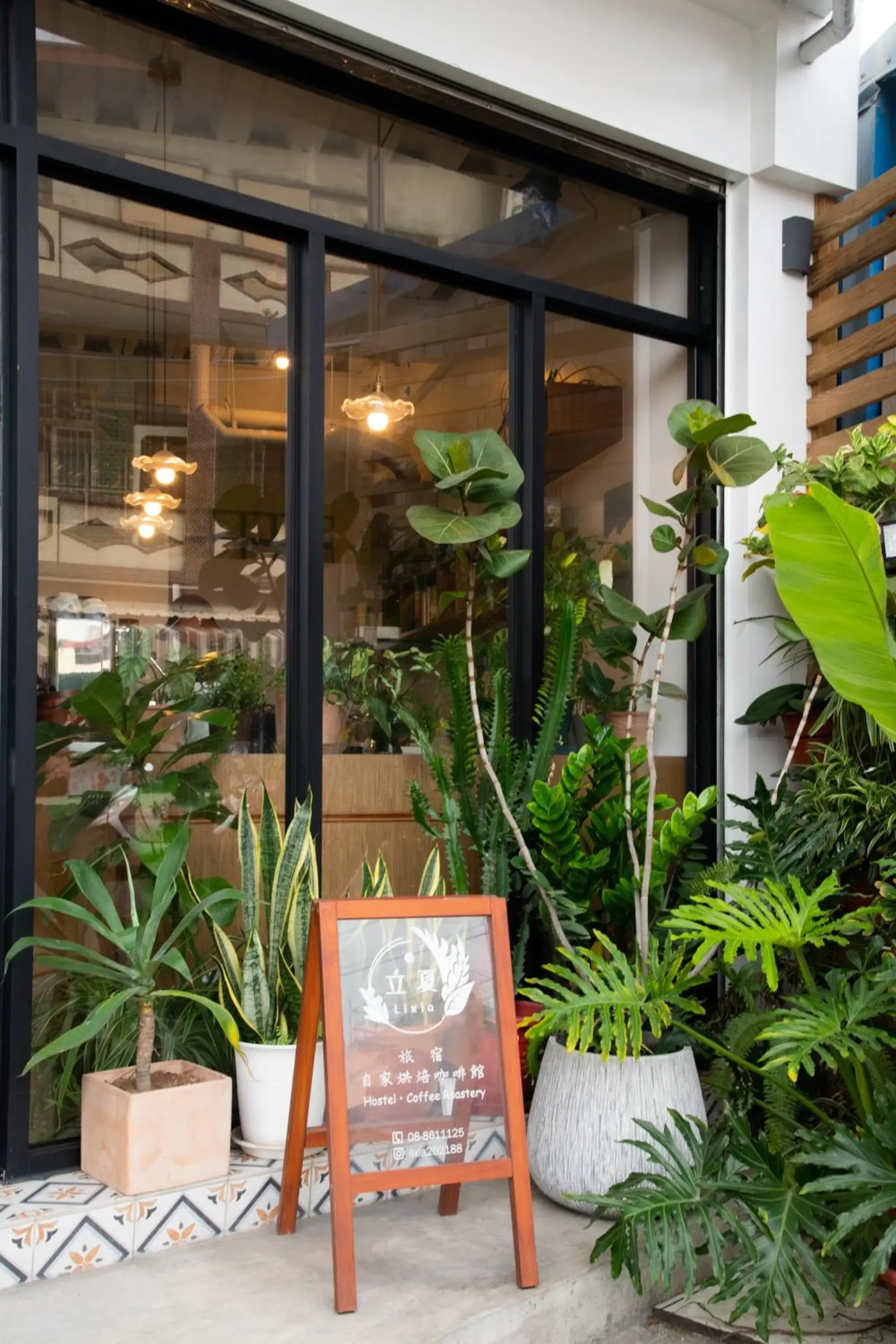 Garden view in Lixia Hostel Garden view in Lixia Hostel