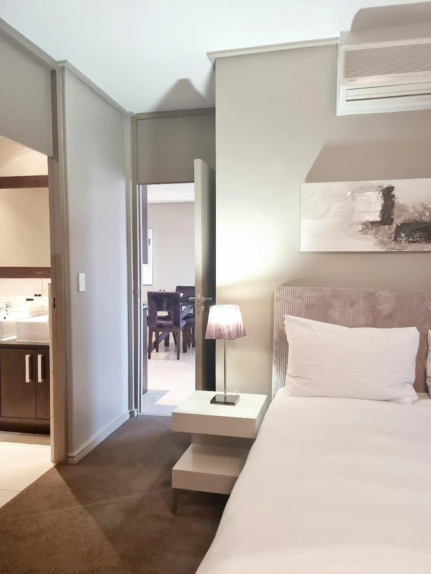 Bedroom, Bed in Manhattan by Smart City Stays