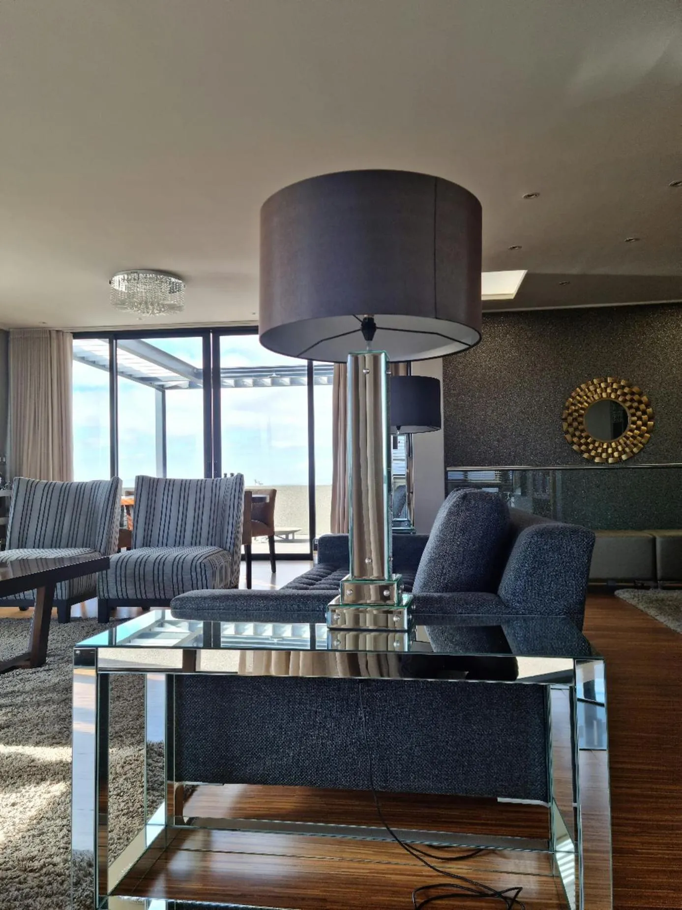 Living room in Manhattan by Smart City Stays