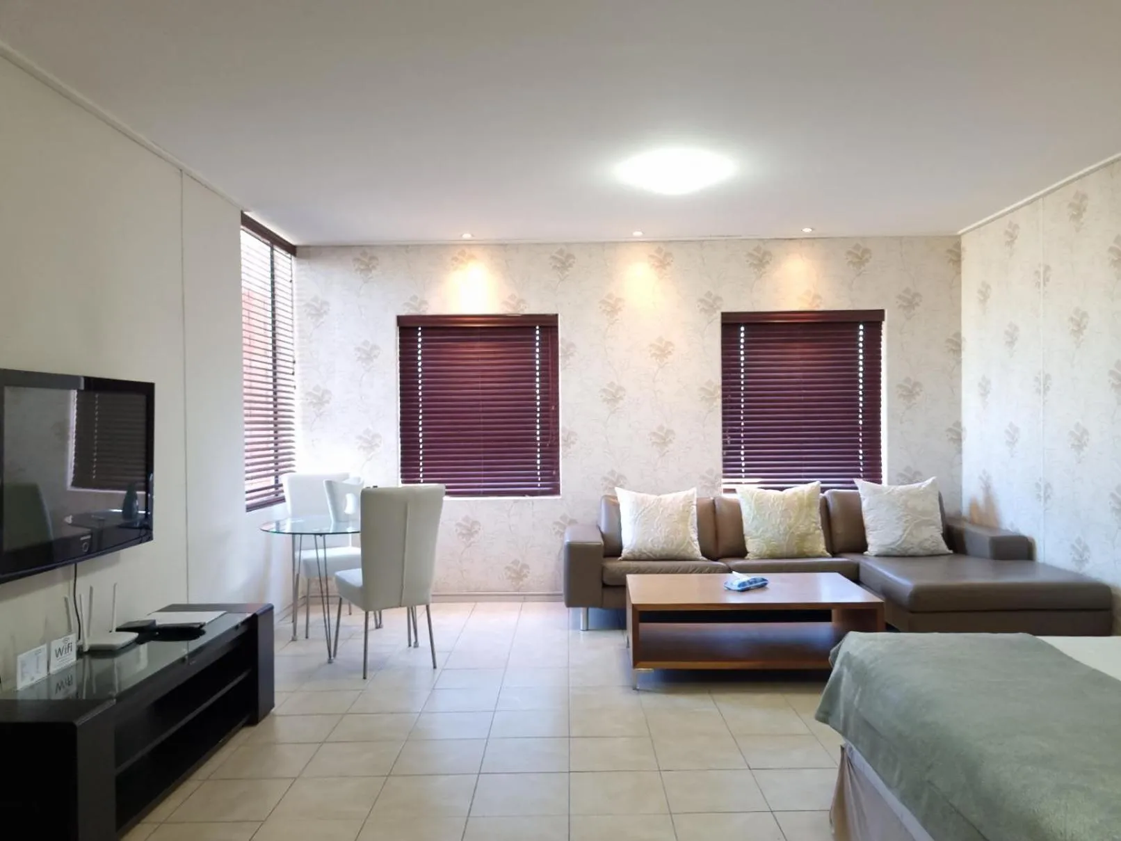 Living room in Manhattan by Smart City Stays