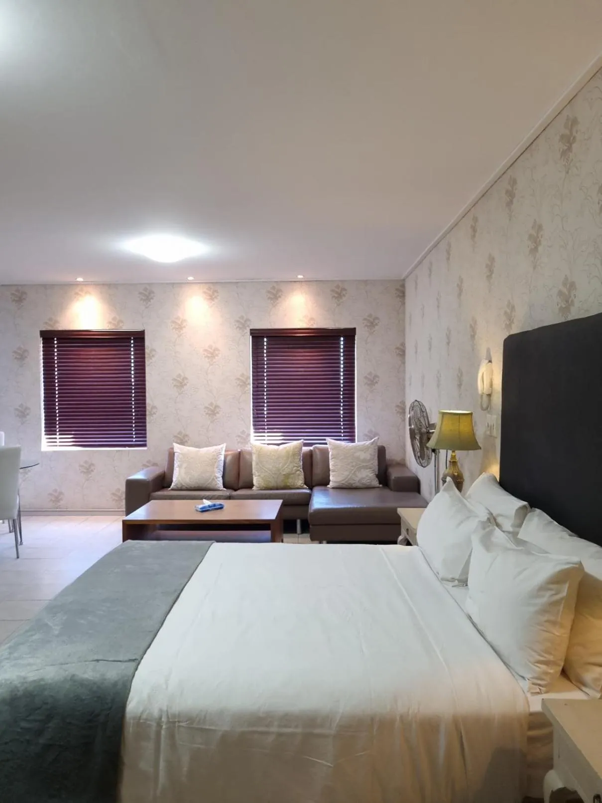 Bed in Manhattan by Smart City Stays