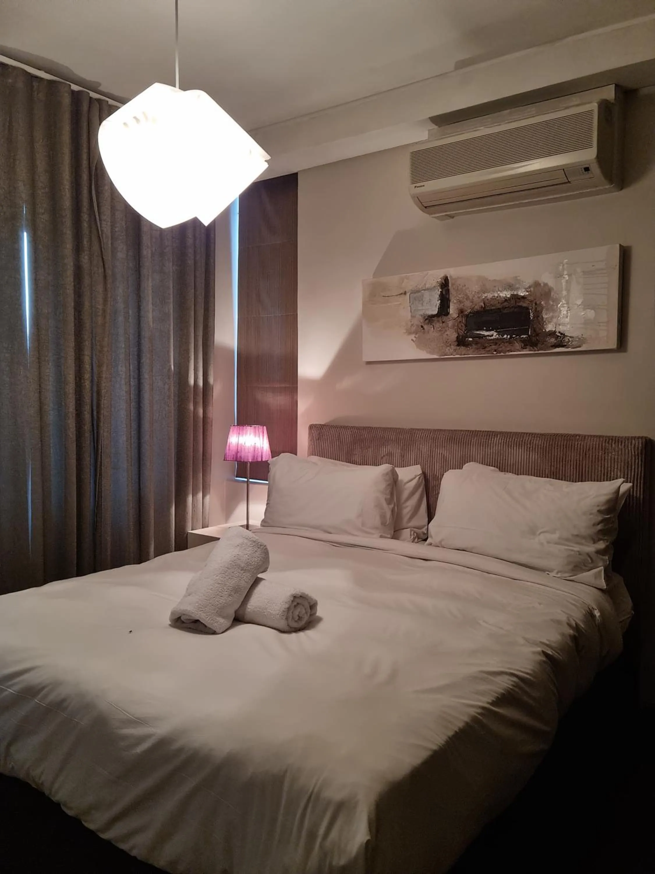 Bed in Manhattan by Smart City Stays