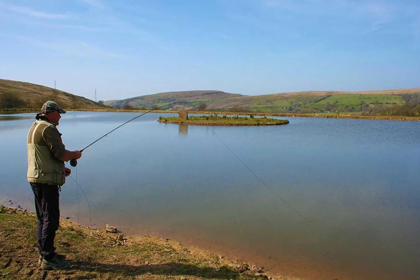 Fishing in The Nook - Farm Park Stay with Hot Tub & Dome
