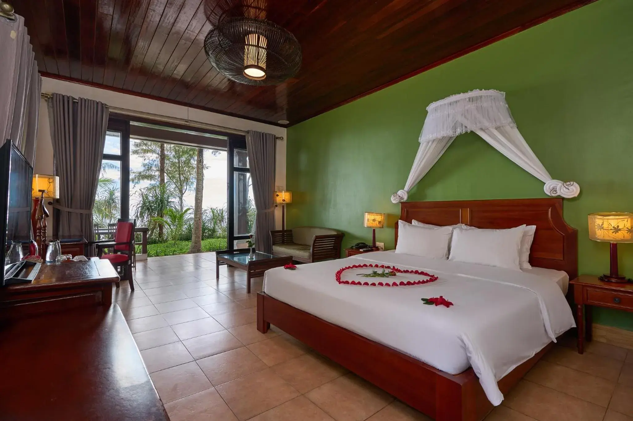 Bed in Lang Co Beach Resort Bed in Lang Co Beach Resort