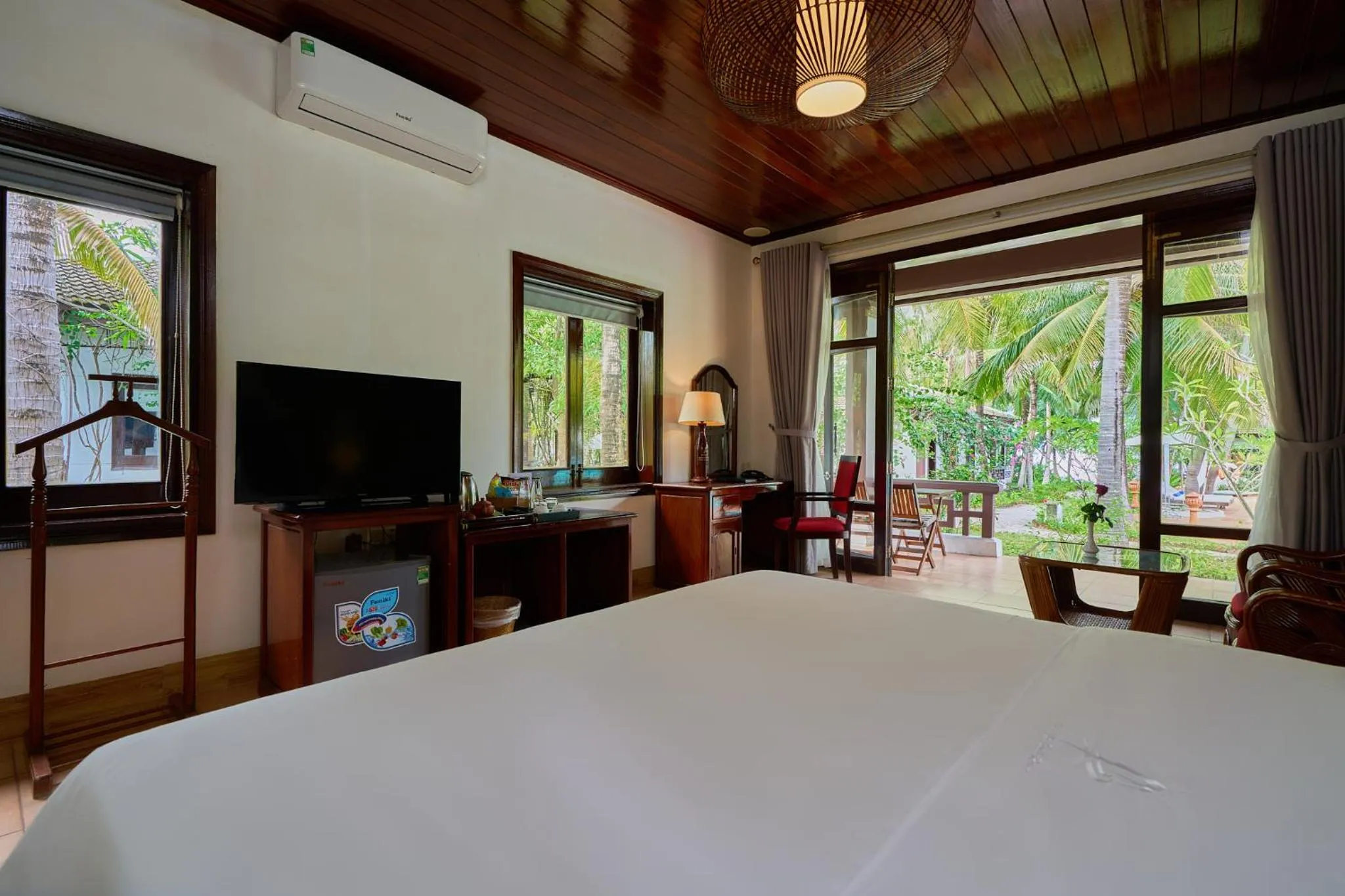 Communal lounge/ TV room in Lang Co Beach Resort