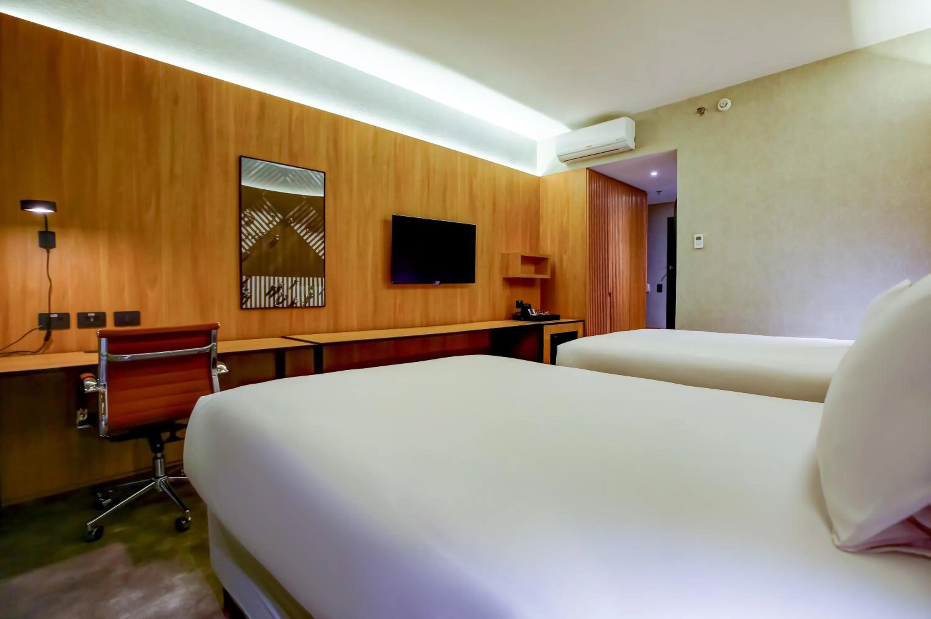 Bed in Hilton Garden Inn Rebouças