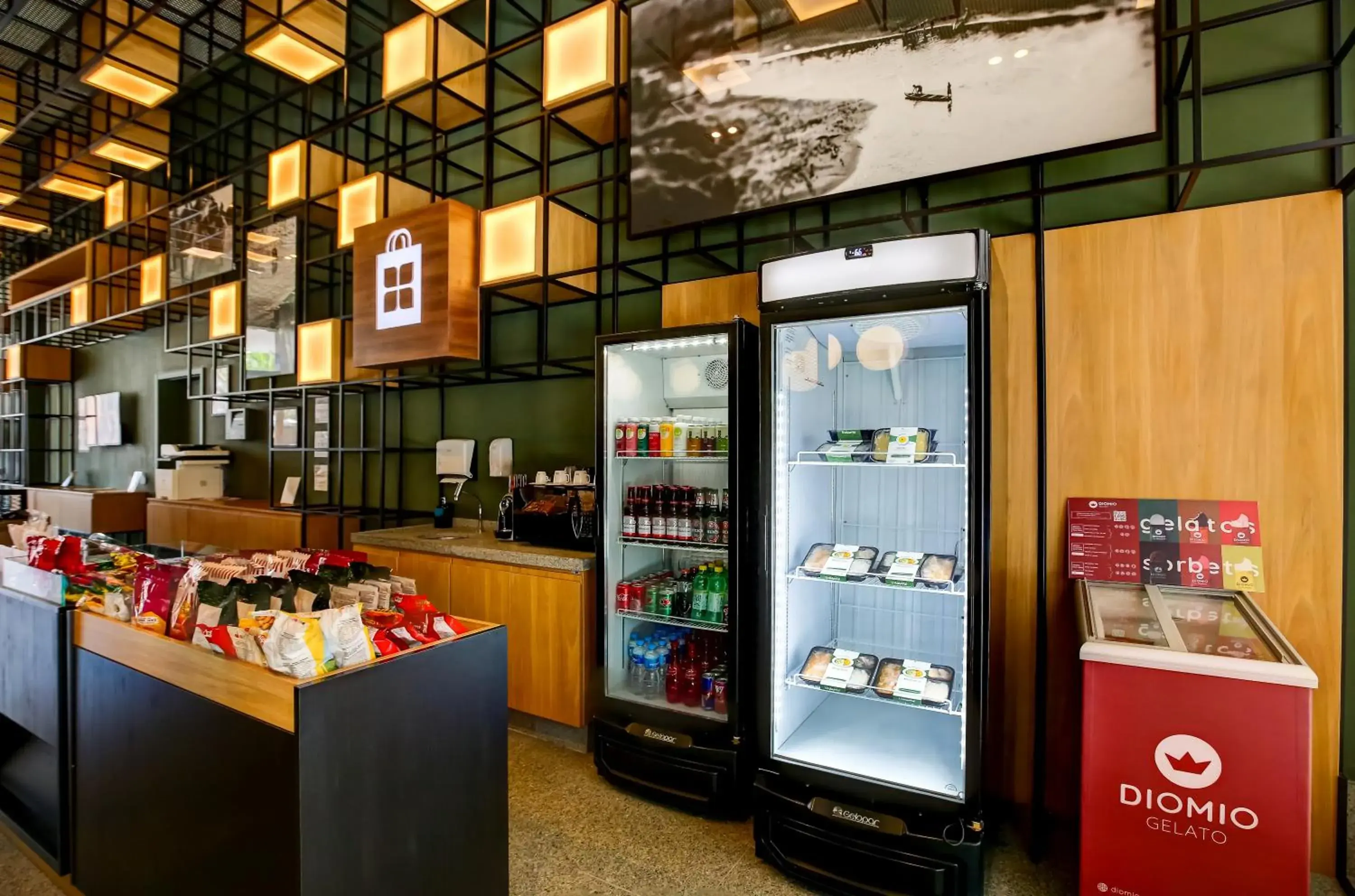 Restaurant/places to eat in Hilton Garden Inn Rebouças Restaurant/places to eat in Hilton Garden Inn Rebouças