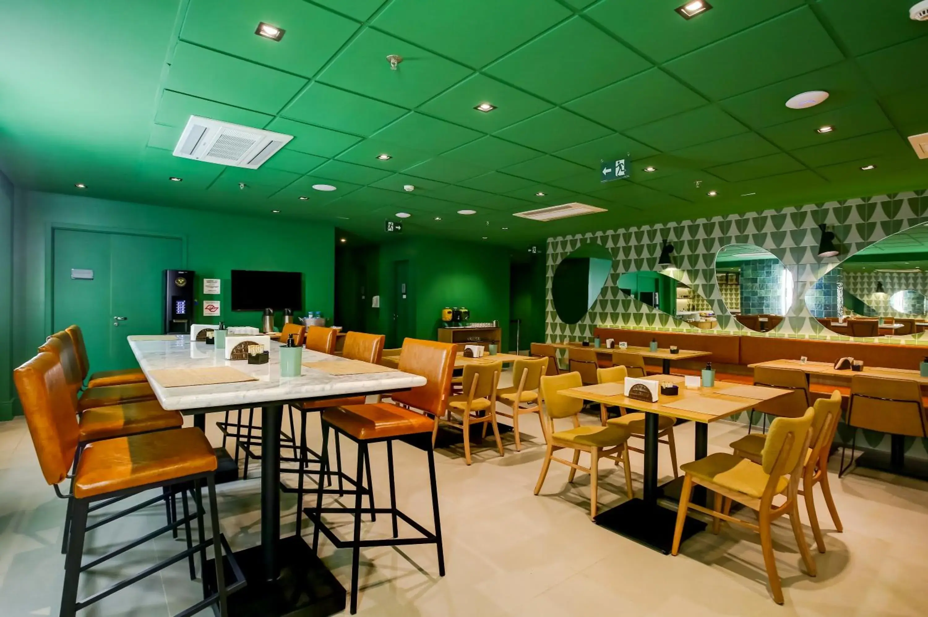 Restaurant/places to eat in Hilton Garden Inn Rebouças Restaurant/places to eat in Hilton Garden Inn Rebouças