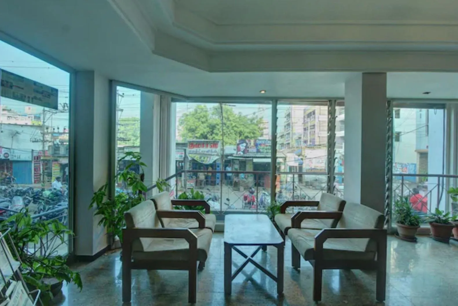 Communal lounge/ TV room in Padmam Hotel