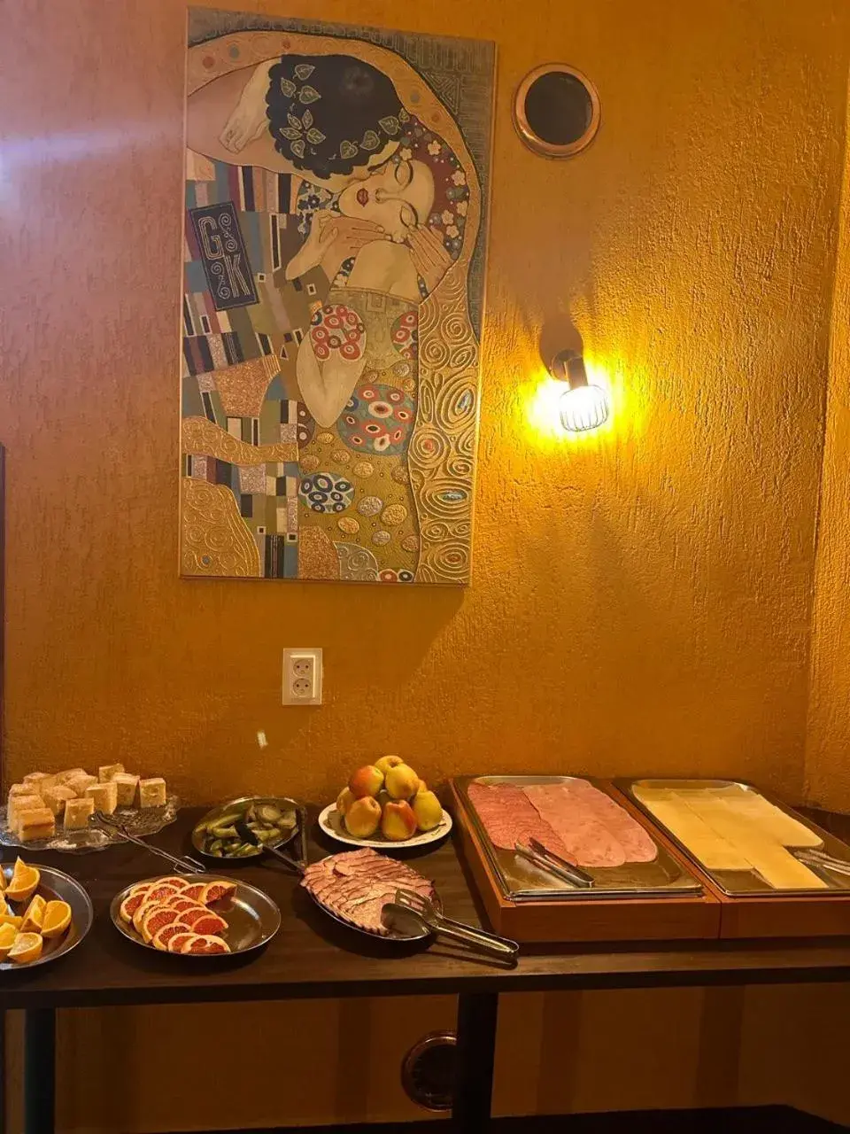 Breakfast in Gallery Hotel SIS Breakfast in Gallery Hotel SIS