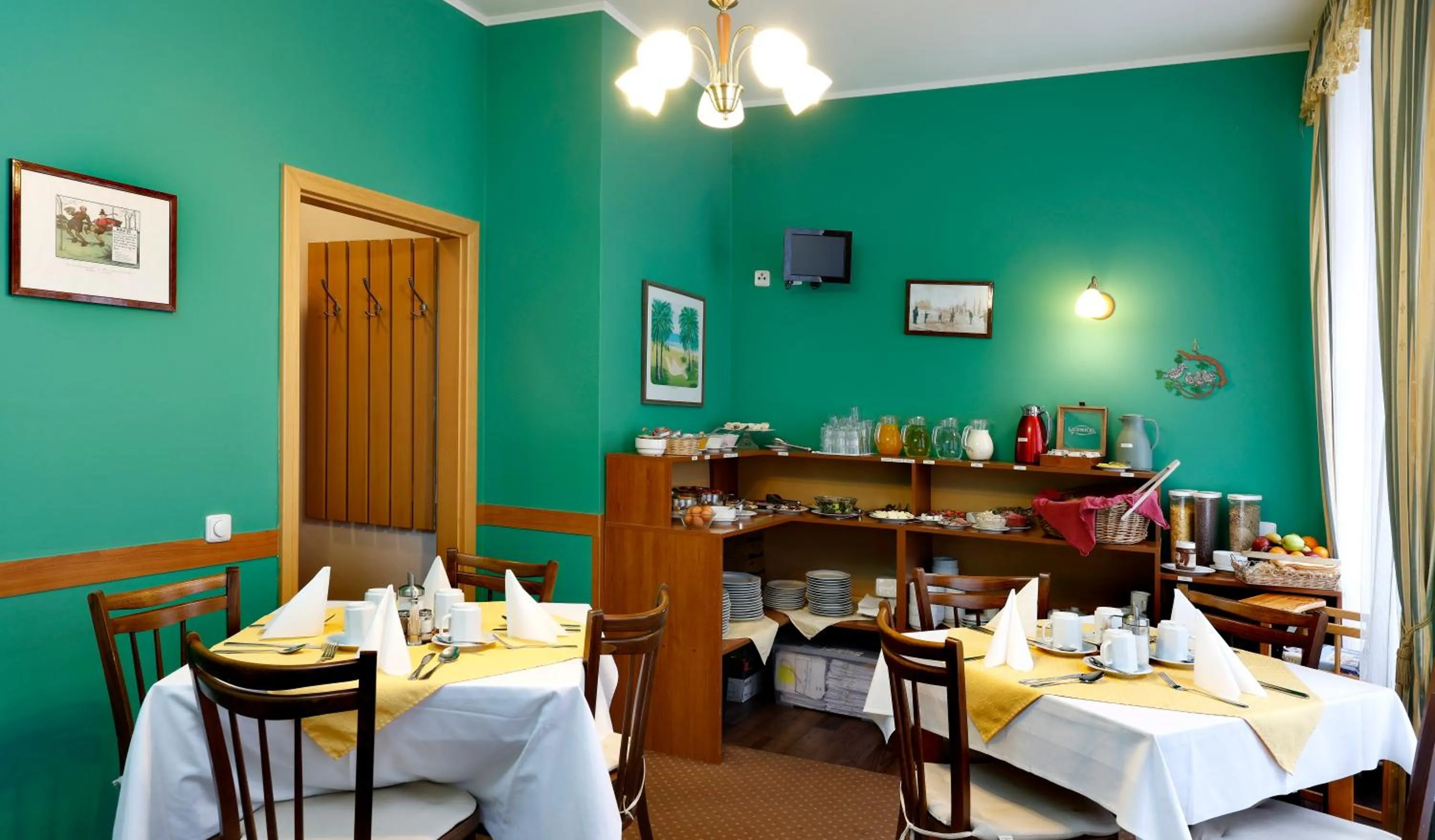 Breakfast in Hotel Boston