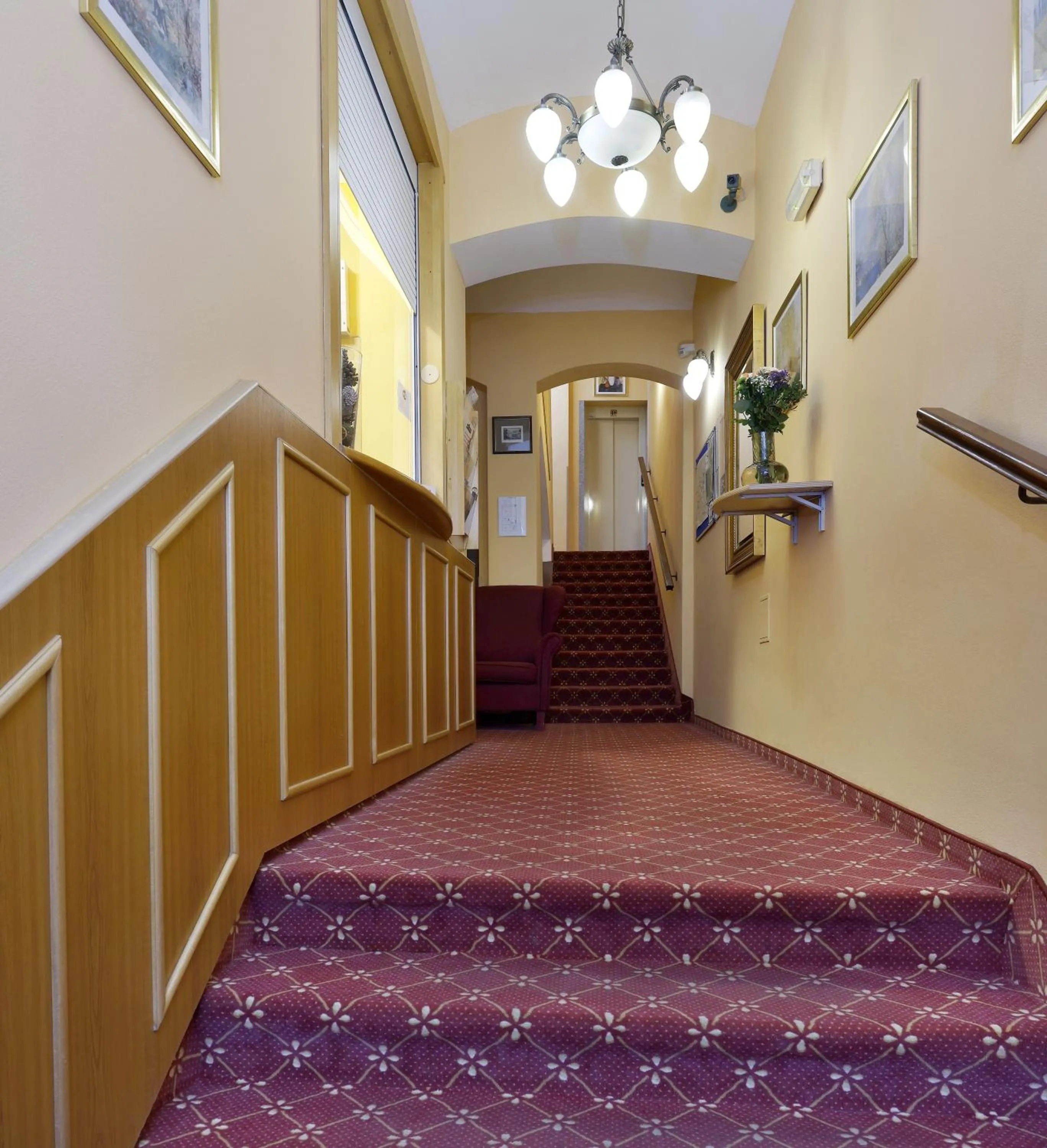 Property building in Hotel Boston