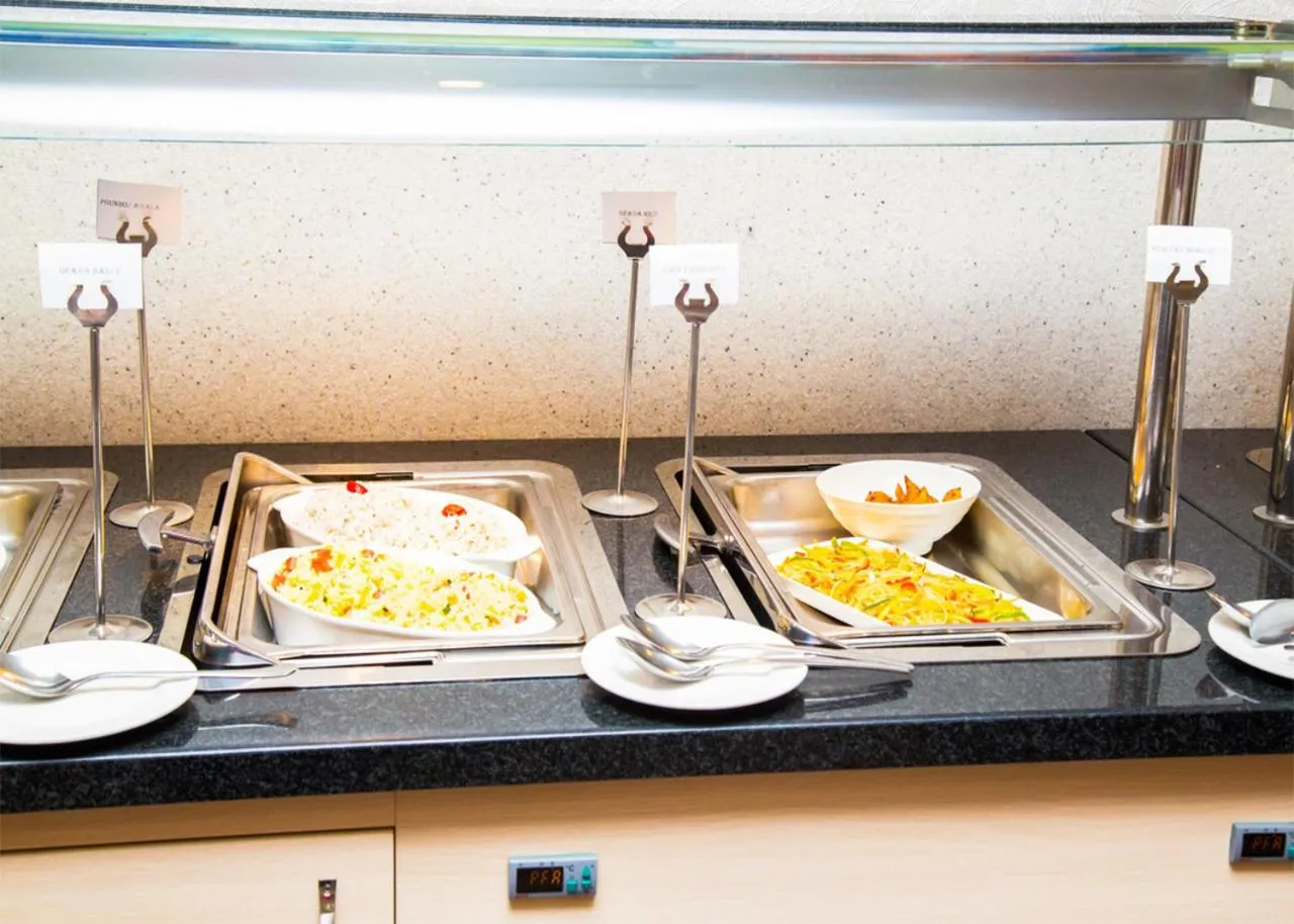 Breakfast in Hotel Bon Voyage