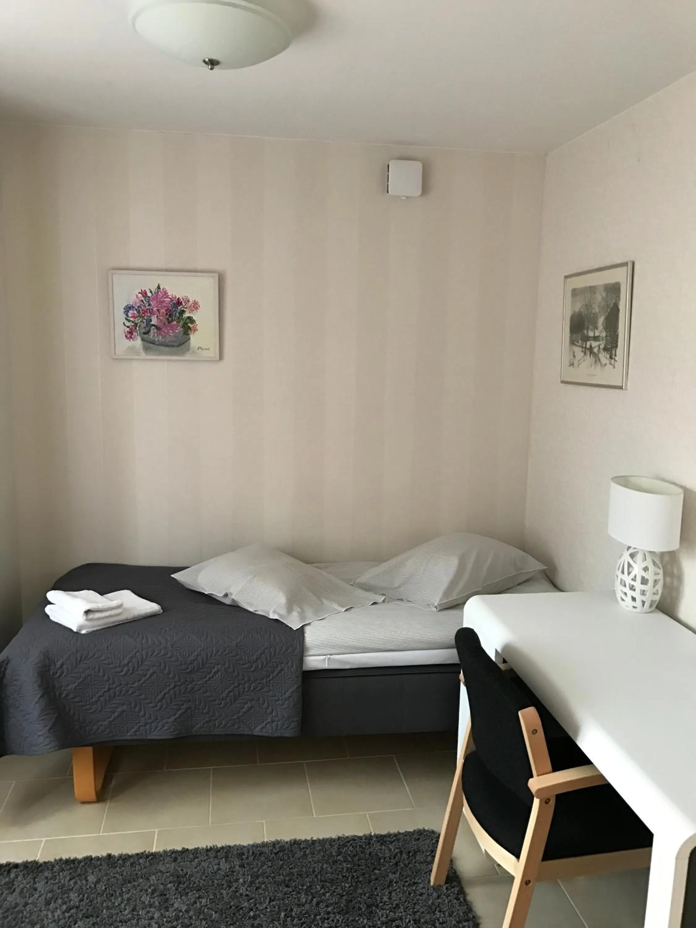 Photo of the whole room, Bed in Hedemora Logi