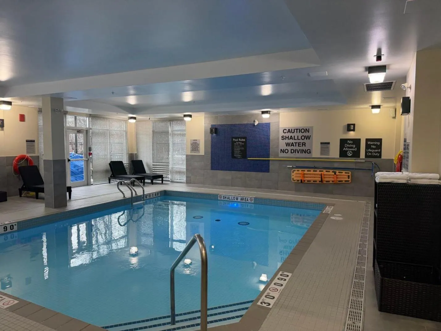 Swimming pool in Homewood Suites by Hilton Toronto-Ajax