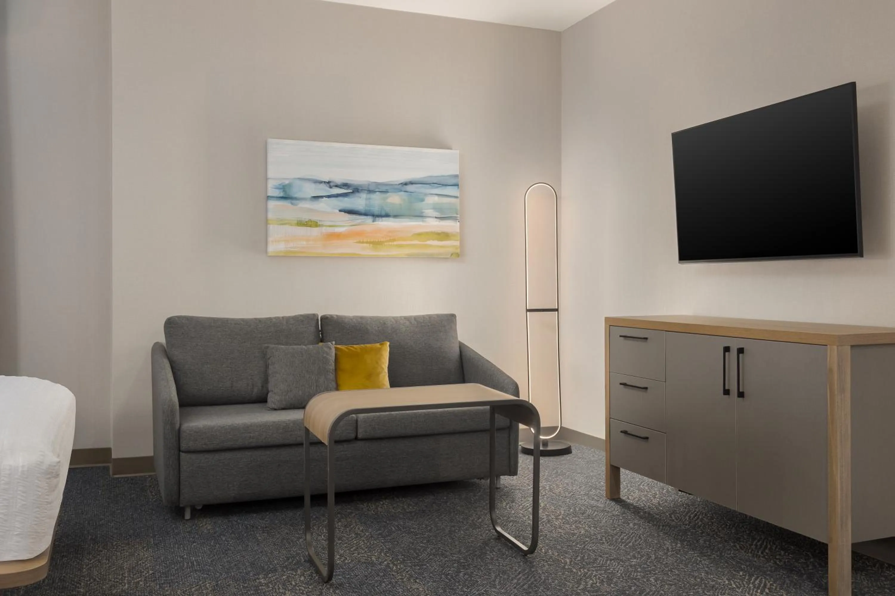 TV and multimedia in Homewood Suites by Hilton Toronto-Ajax