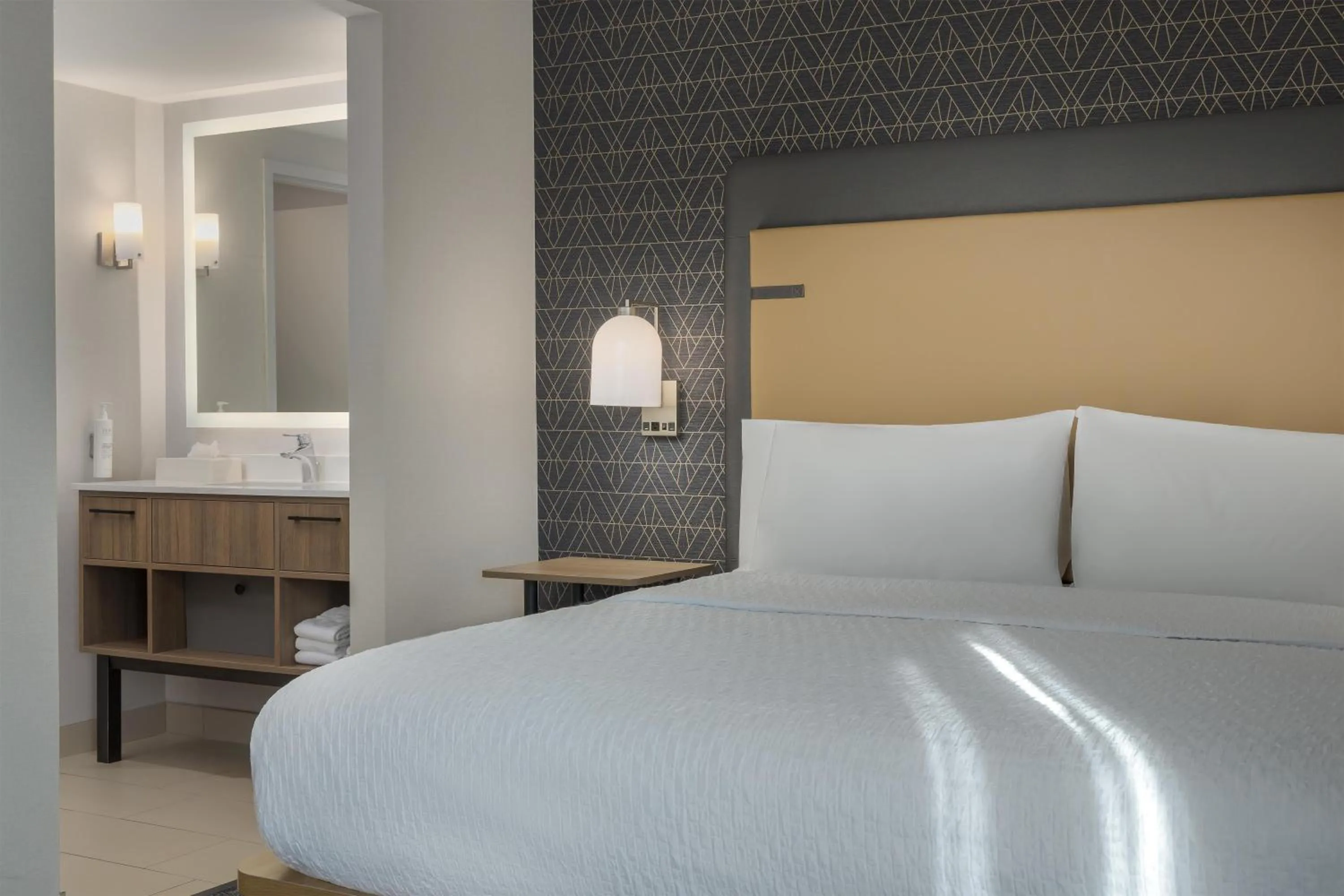 Bed in Homewood Suites by Hilton Toronto-Ajax