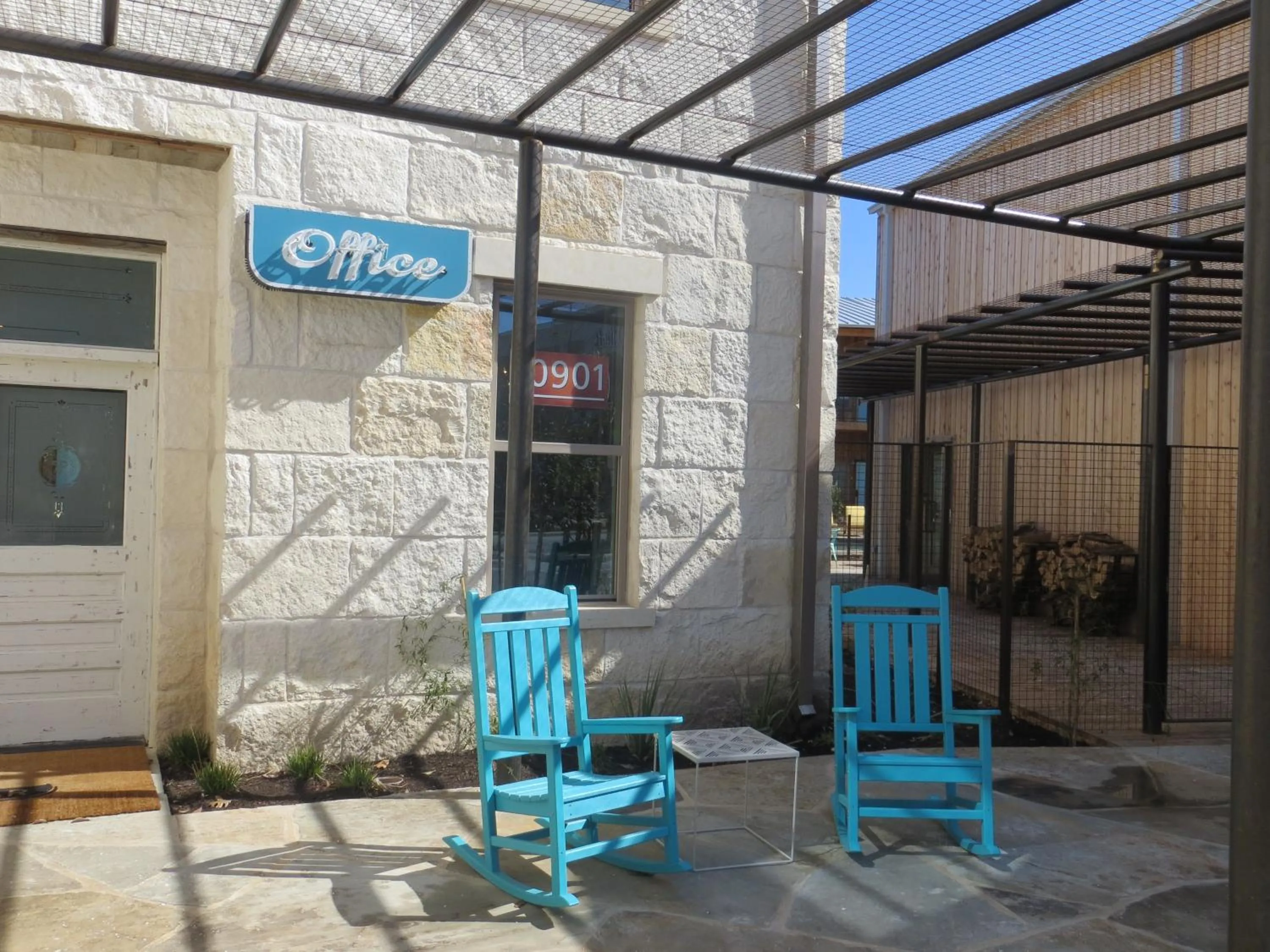 Facade/entrance in Lone Star Court, by Valencia Hotel Collection