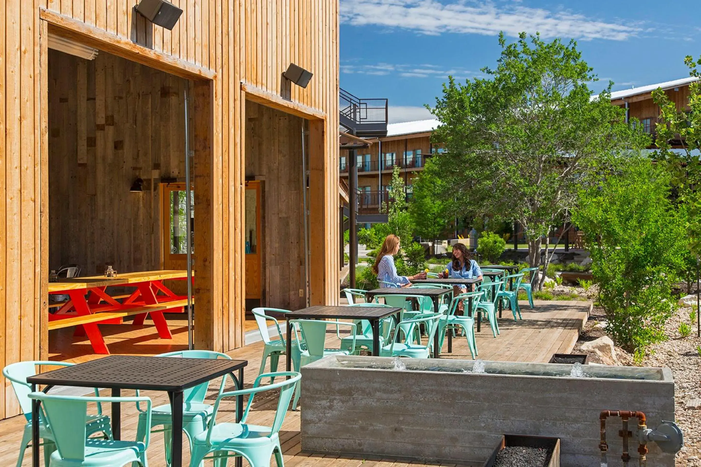 Restaurant/places to eat in Lone Star Court, by Valencia Hotel Collection Restaurant/places to eat in Lone Star Court, by Valencia Hotel Collection