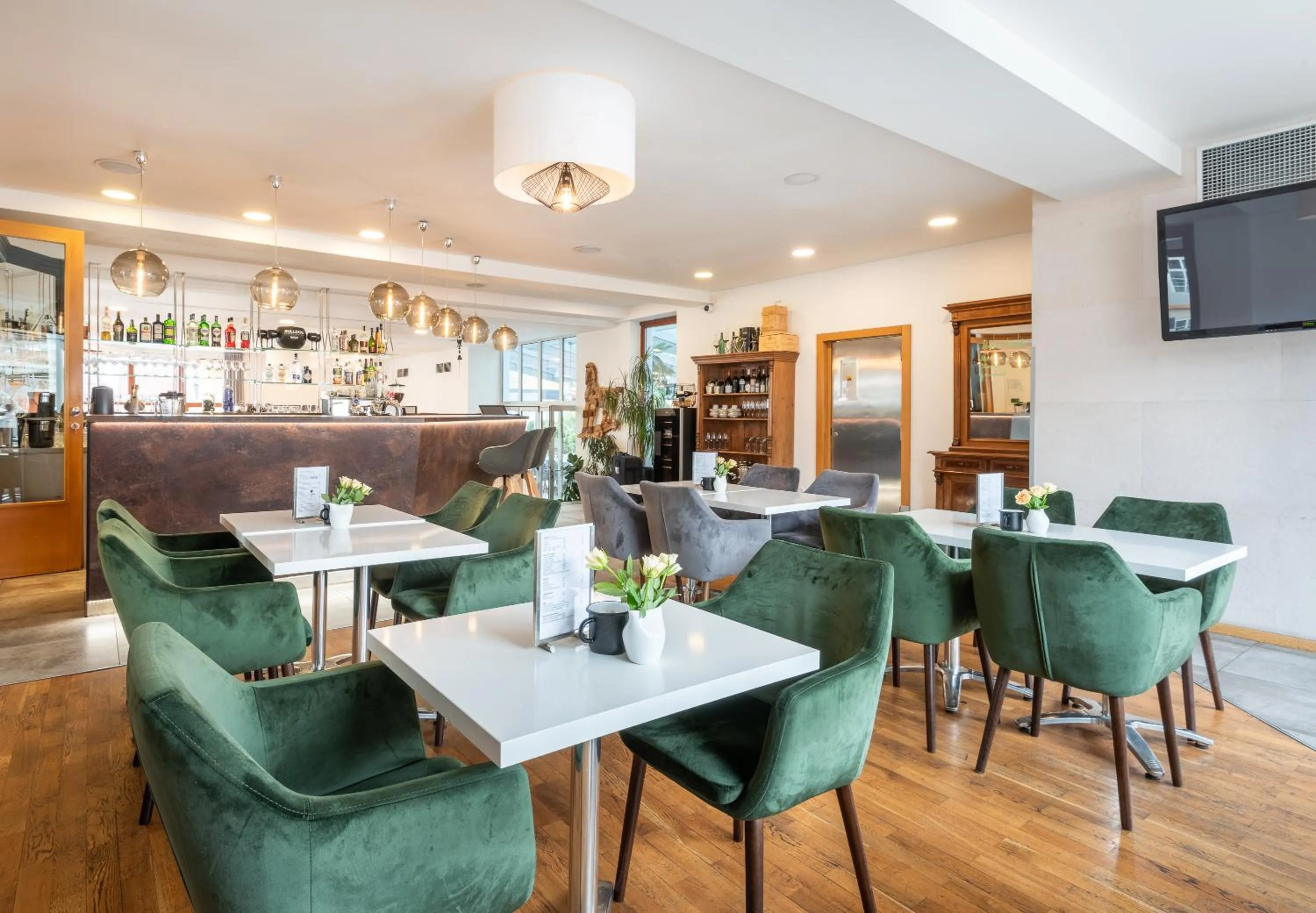 Lounge or bar in Hotel Troja