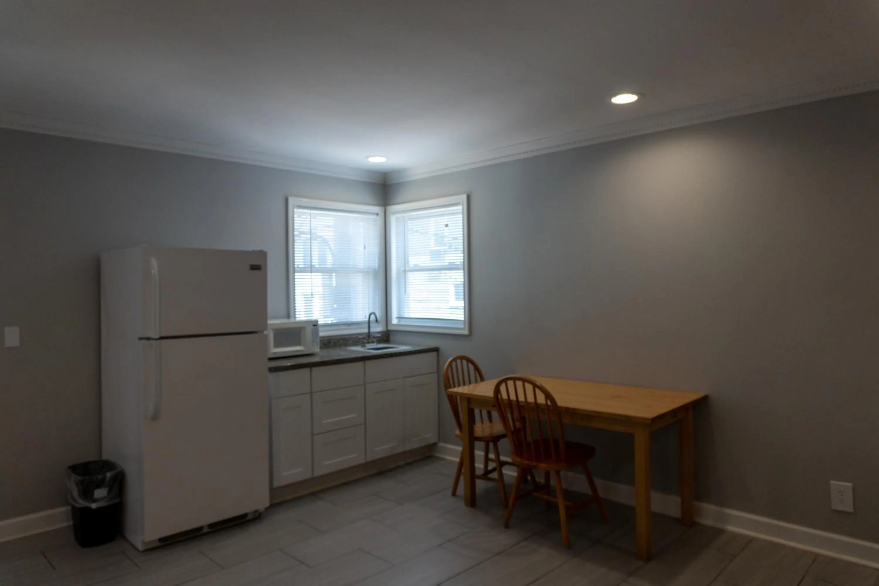 Kitchen or kitchenette in Beach Walk Hotel