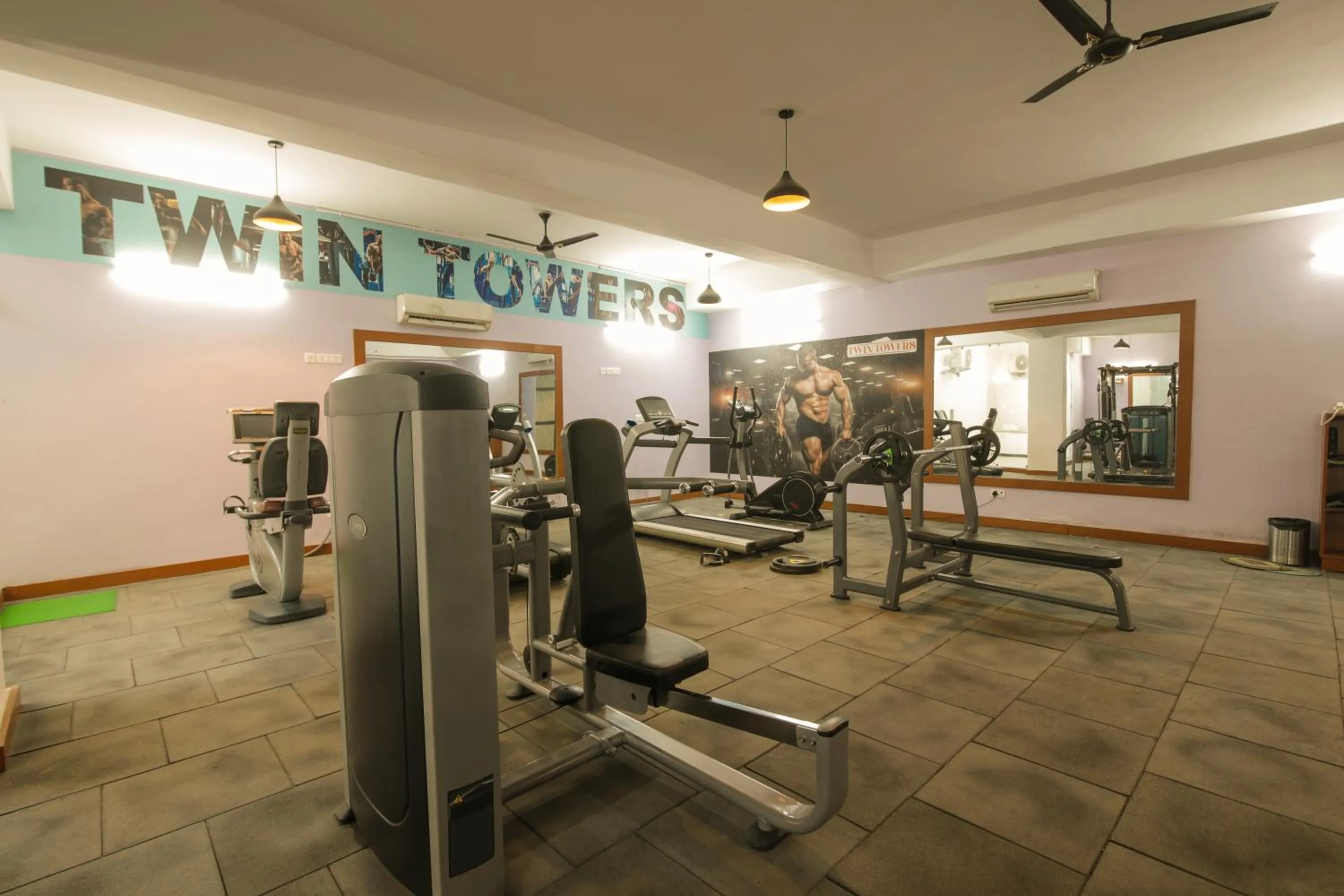 Fitness centre/facilities in Twin Towers