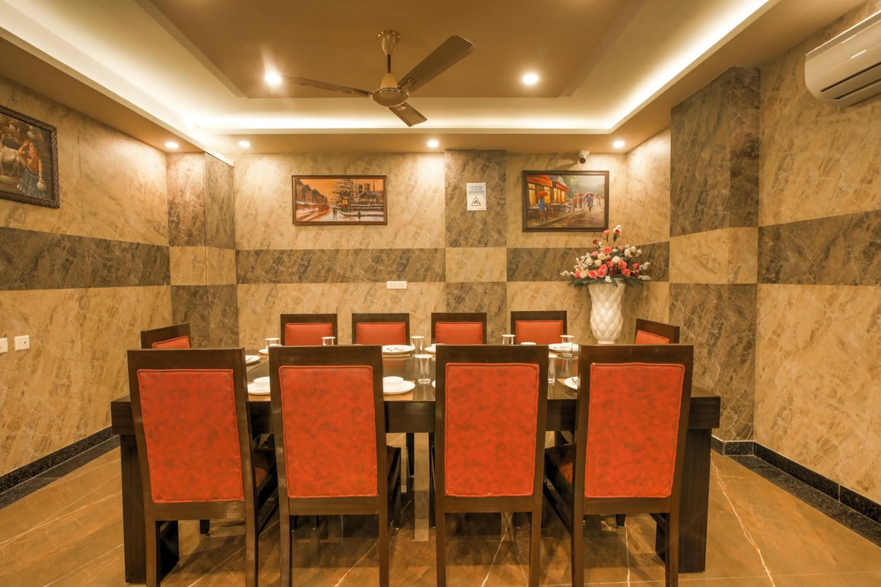 Dining area in Twin Towers