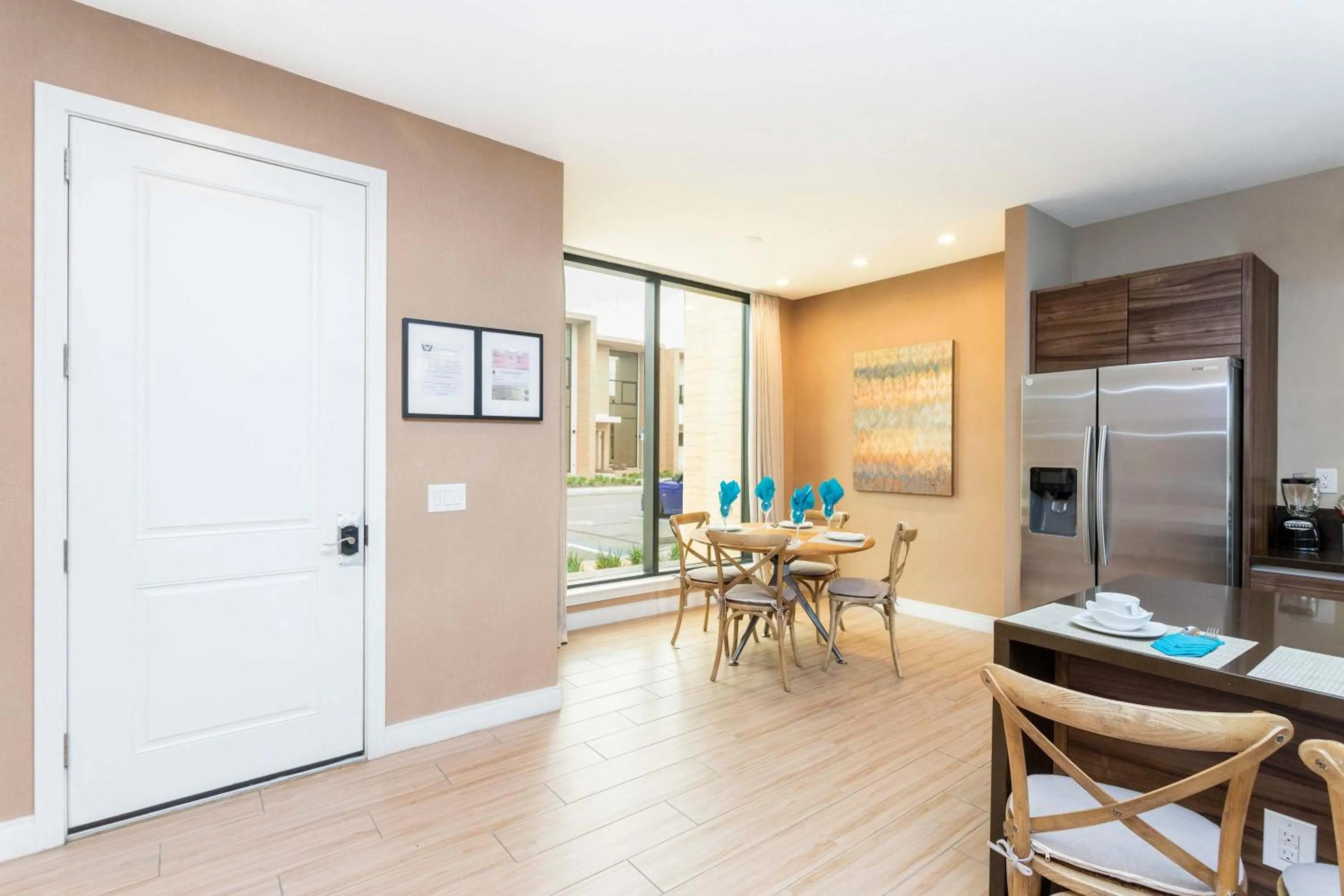 Gorgeous 4Bd Close to Disney @ Magic Village 7581