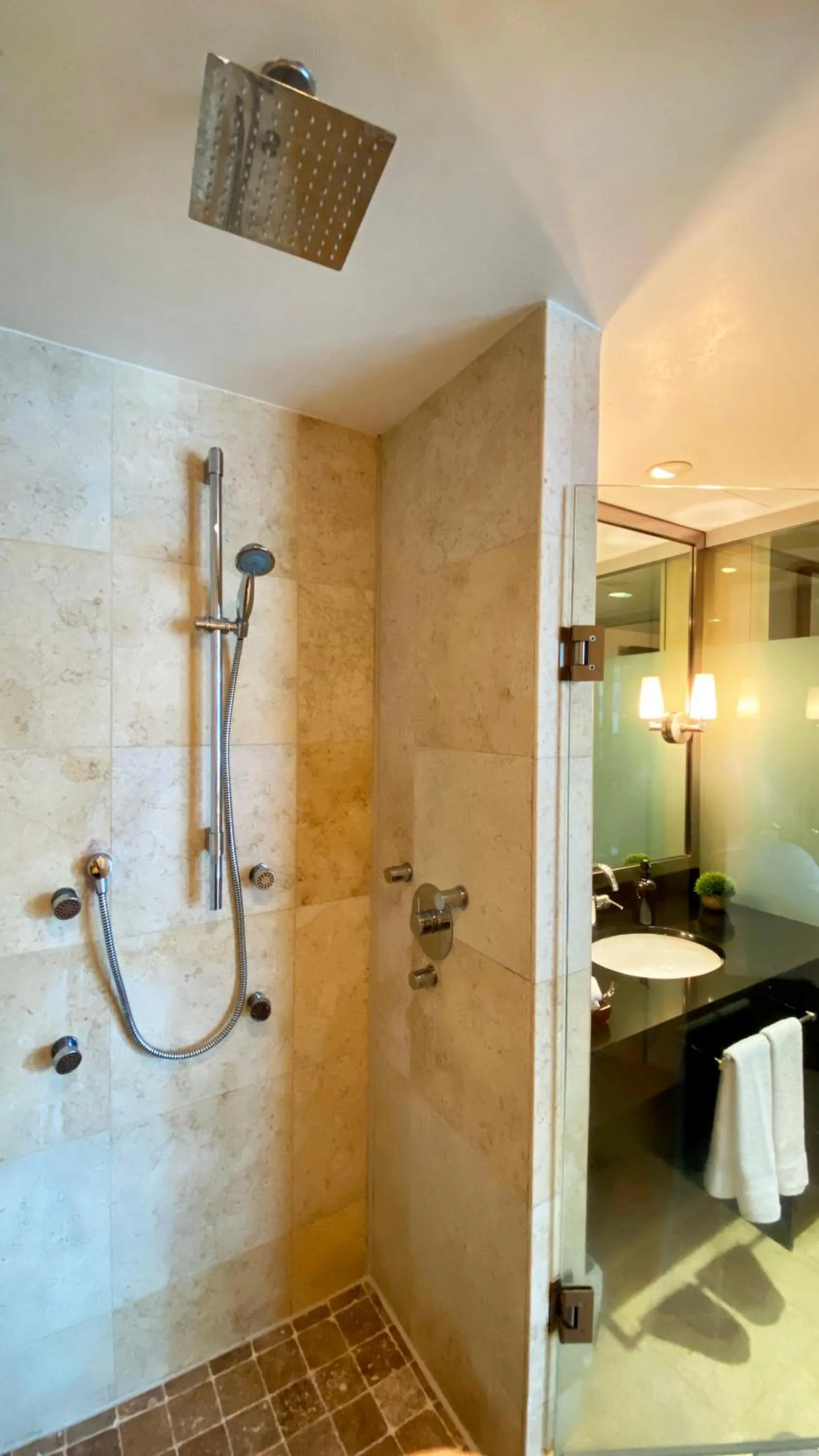 Shower in Boutique Suites 3 min walk to beach