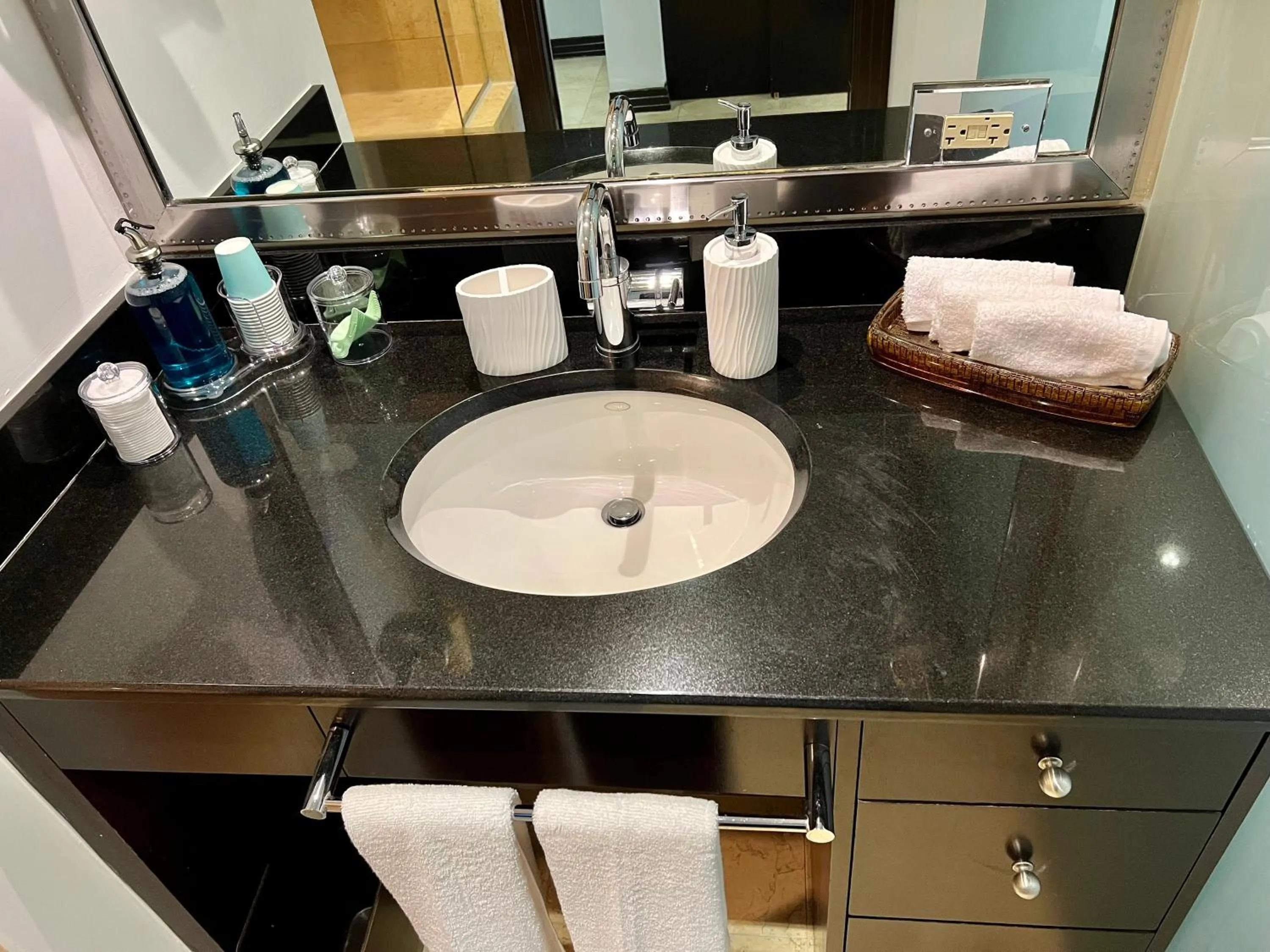 Bathroom in Boutique Suites 3 min walk to beach