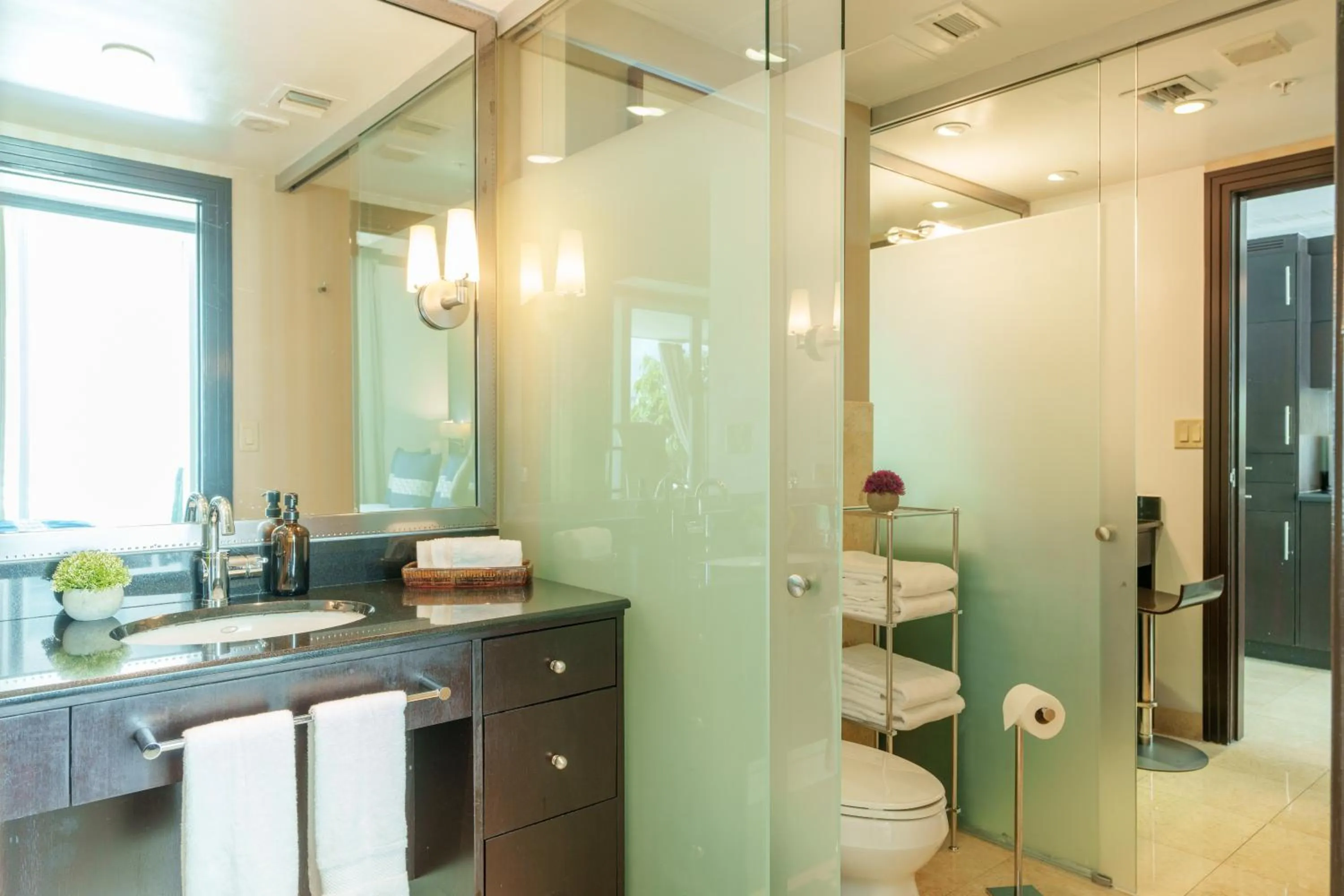 Toilet in Boutique Suites 3 min walk to beach