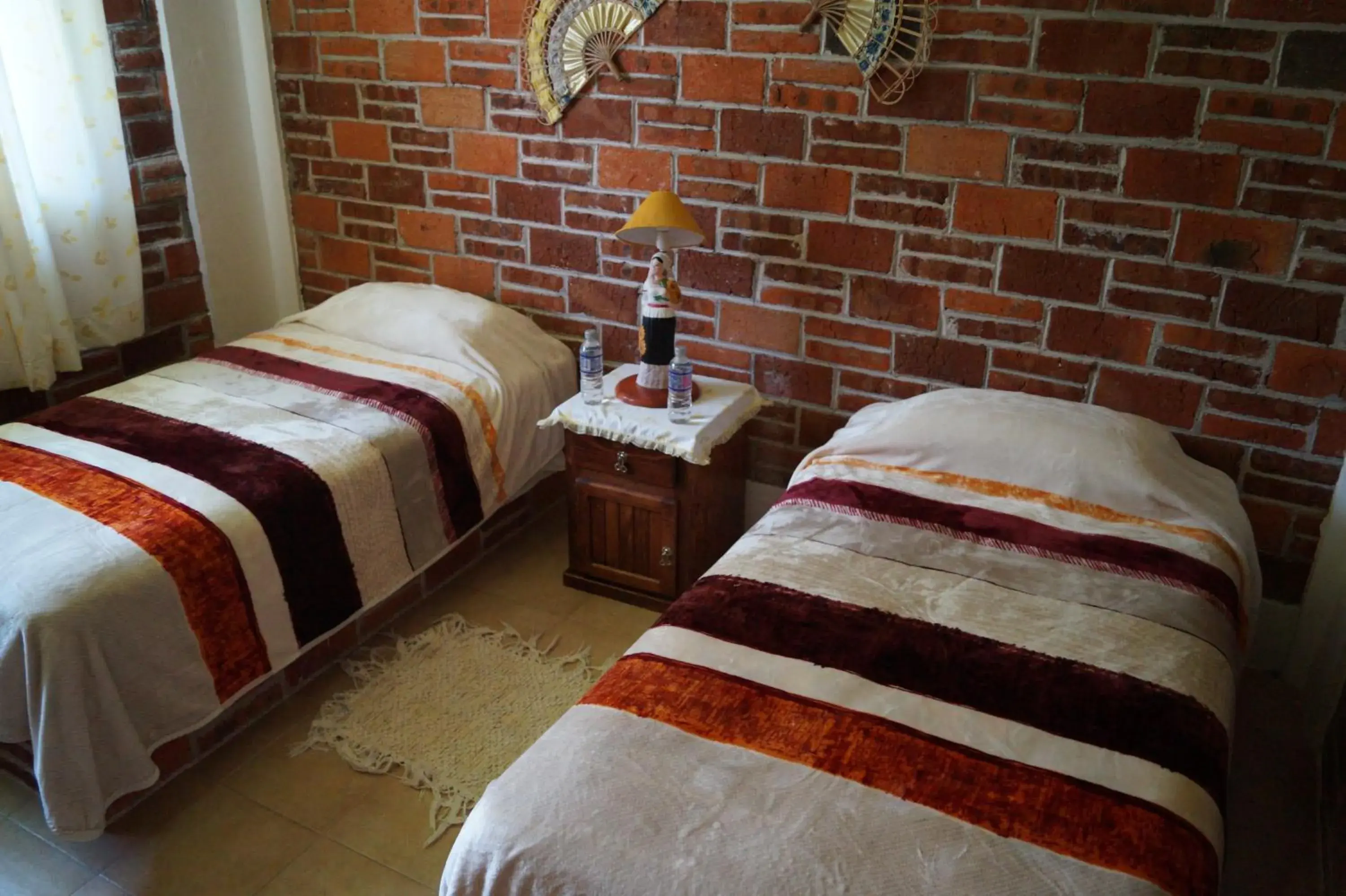 Standard Twin Room in Hotel Casa de la Luna Standard Twin Room in Hotel Casa de la Luna