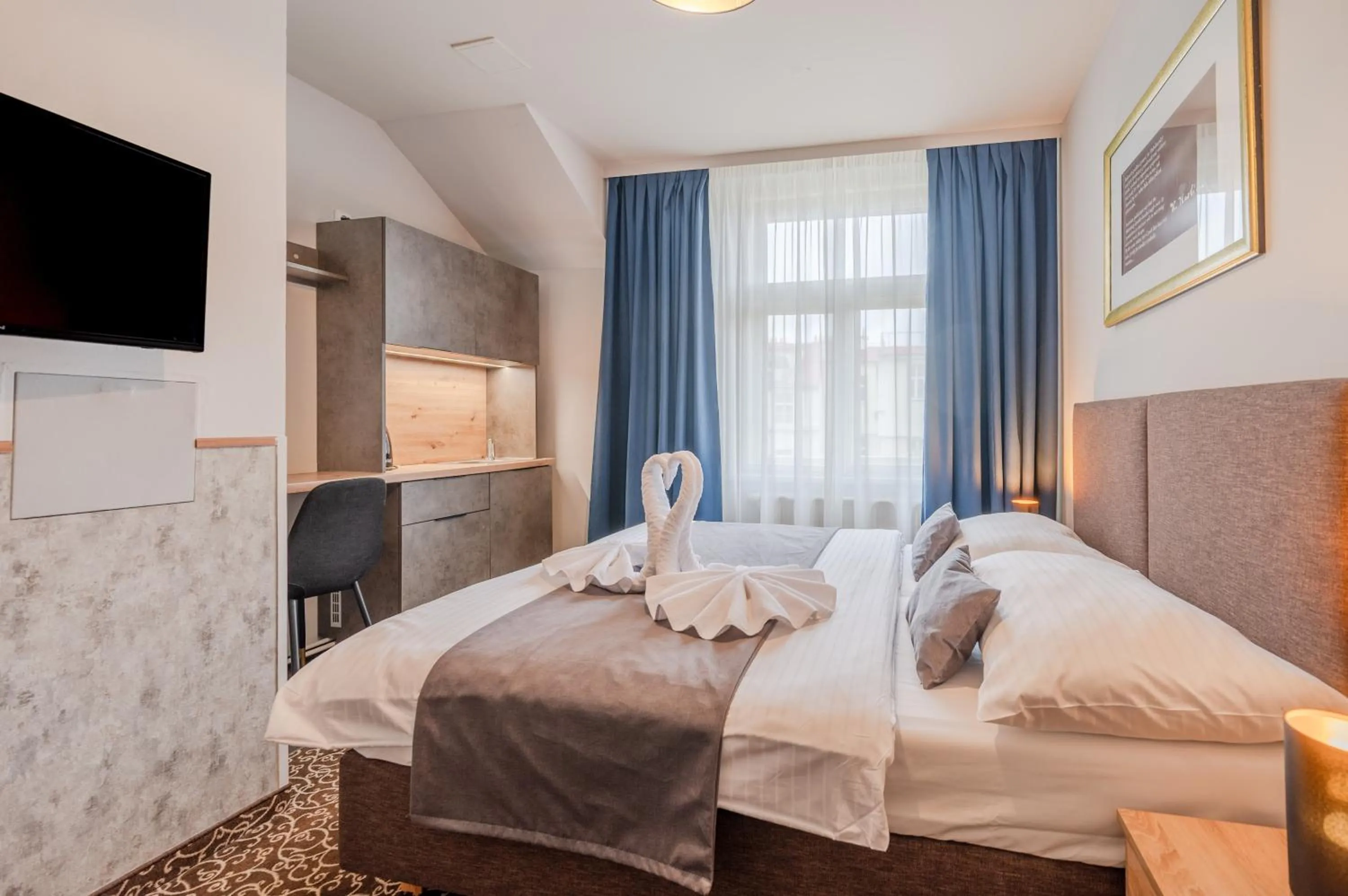 Photo of the whole room, Bed in Hotel Brixen