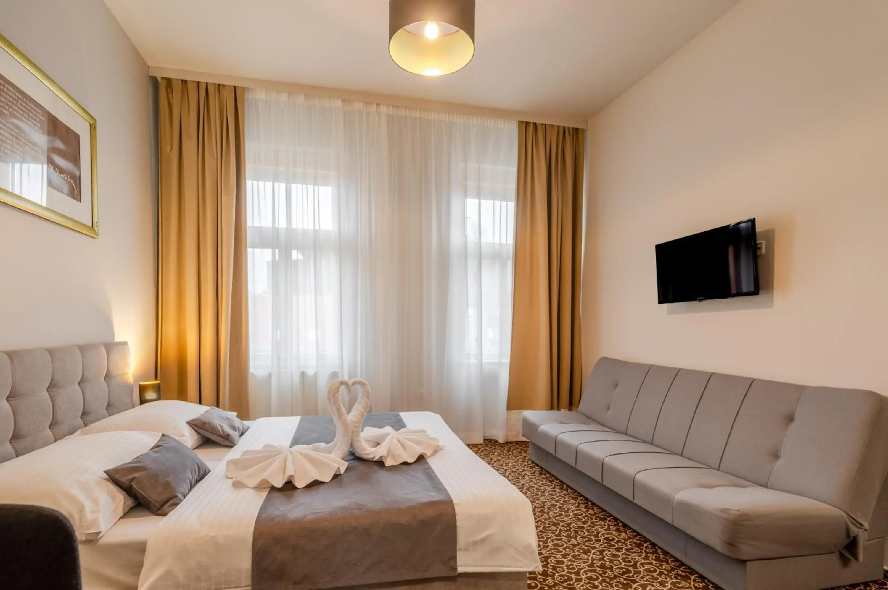 Photo of the whole room, Bed in Hotel Brixen Photo of the whole room, Bed in Hotel Brixen