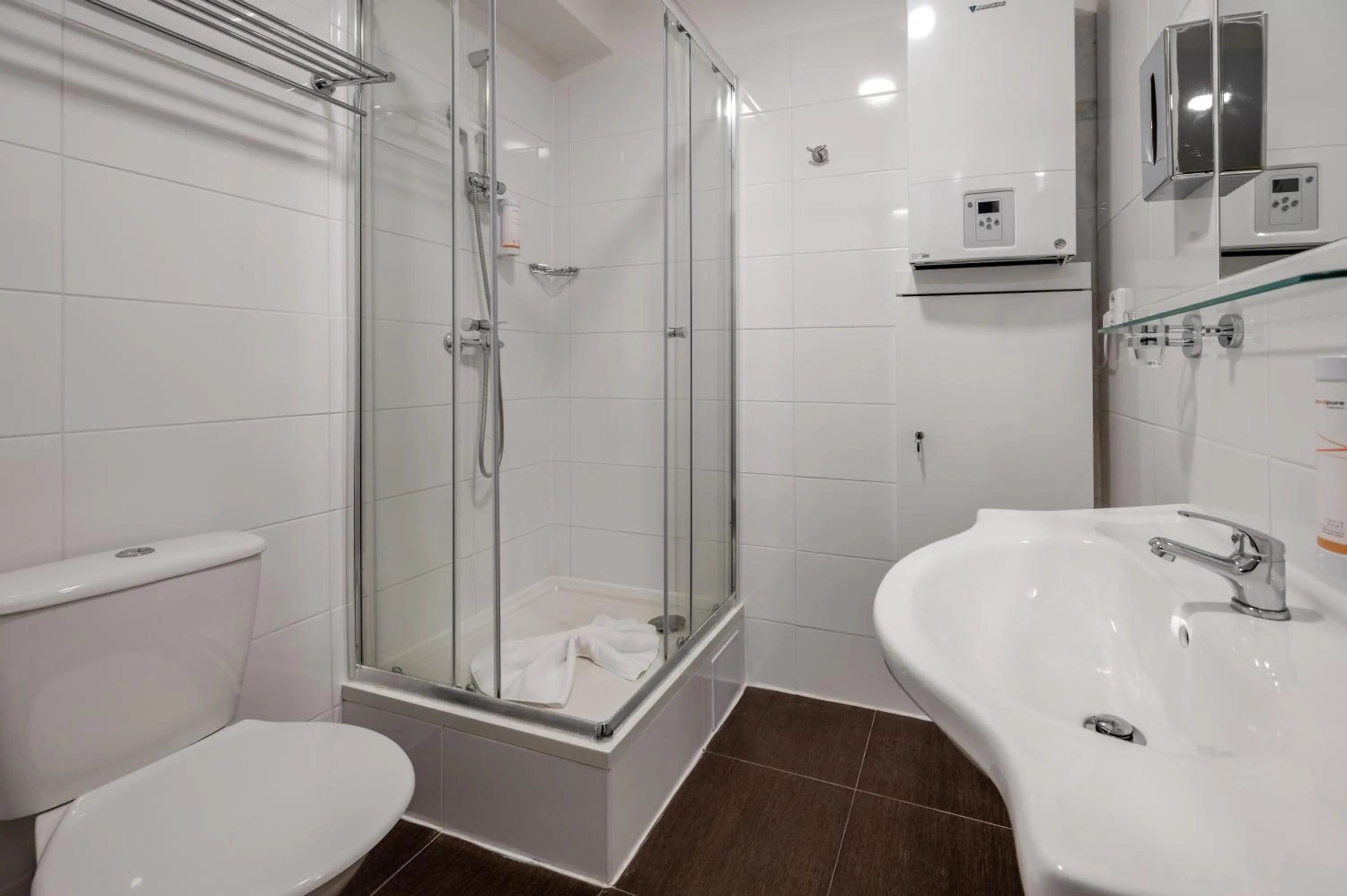 Shower in Hotel Brixen