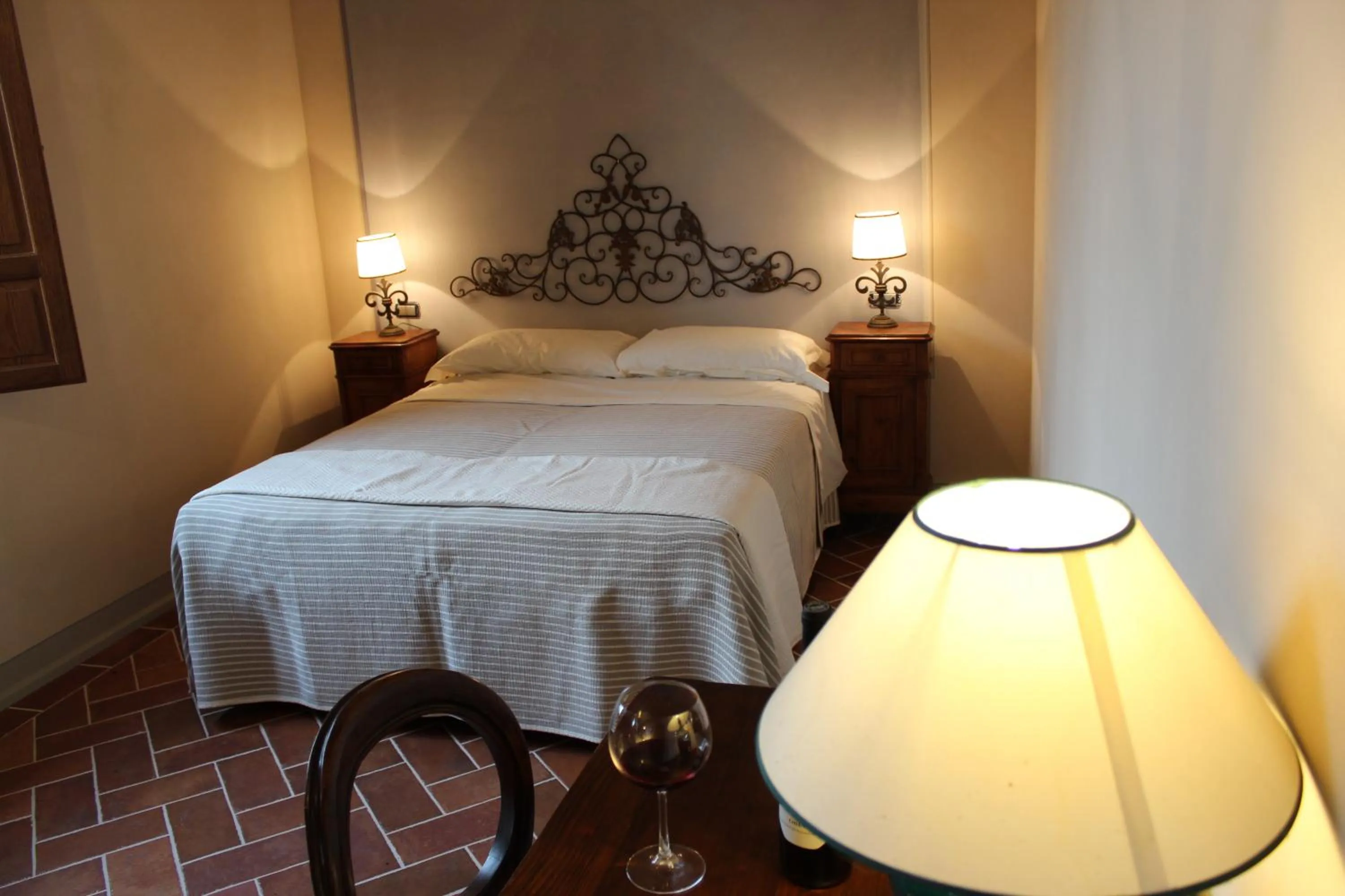 Bed in La Cantina Relais - Fattoria Il Cipresso