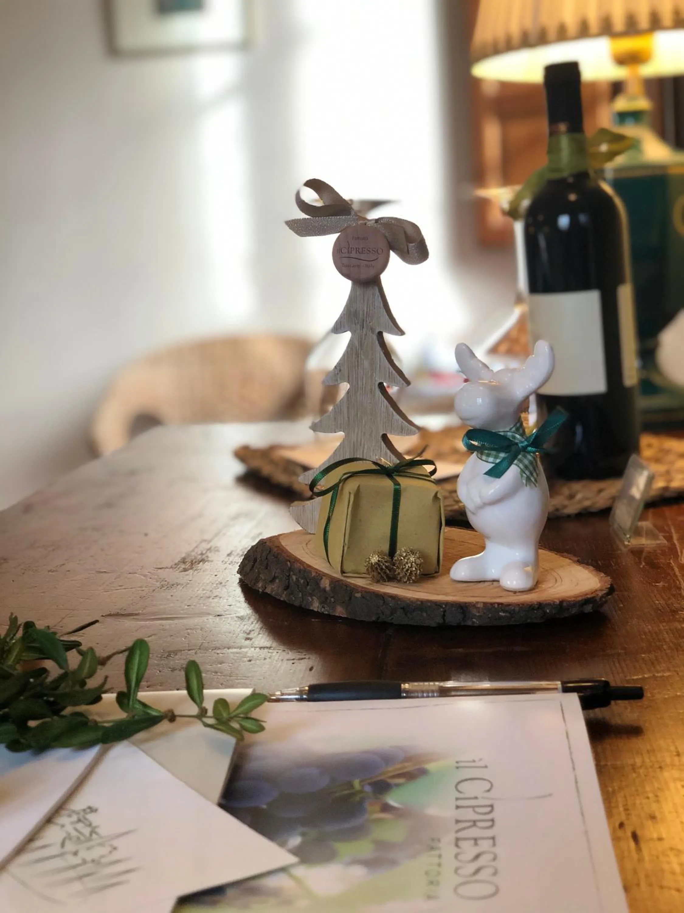 Decorative detail in La Cantina Relais - Fattoria Il Cipresso