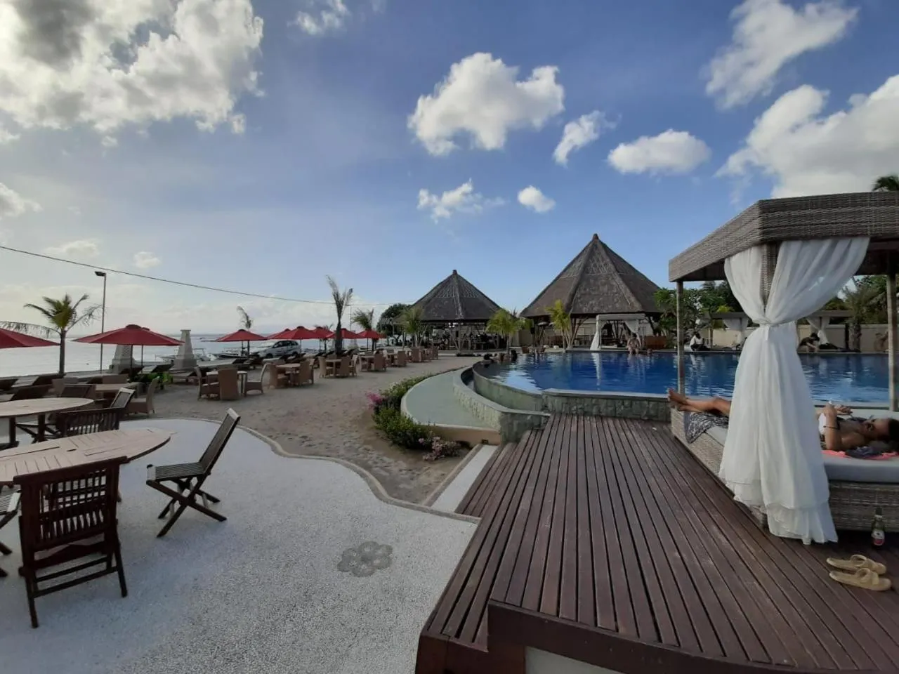 Day in Maruti Beach Club